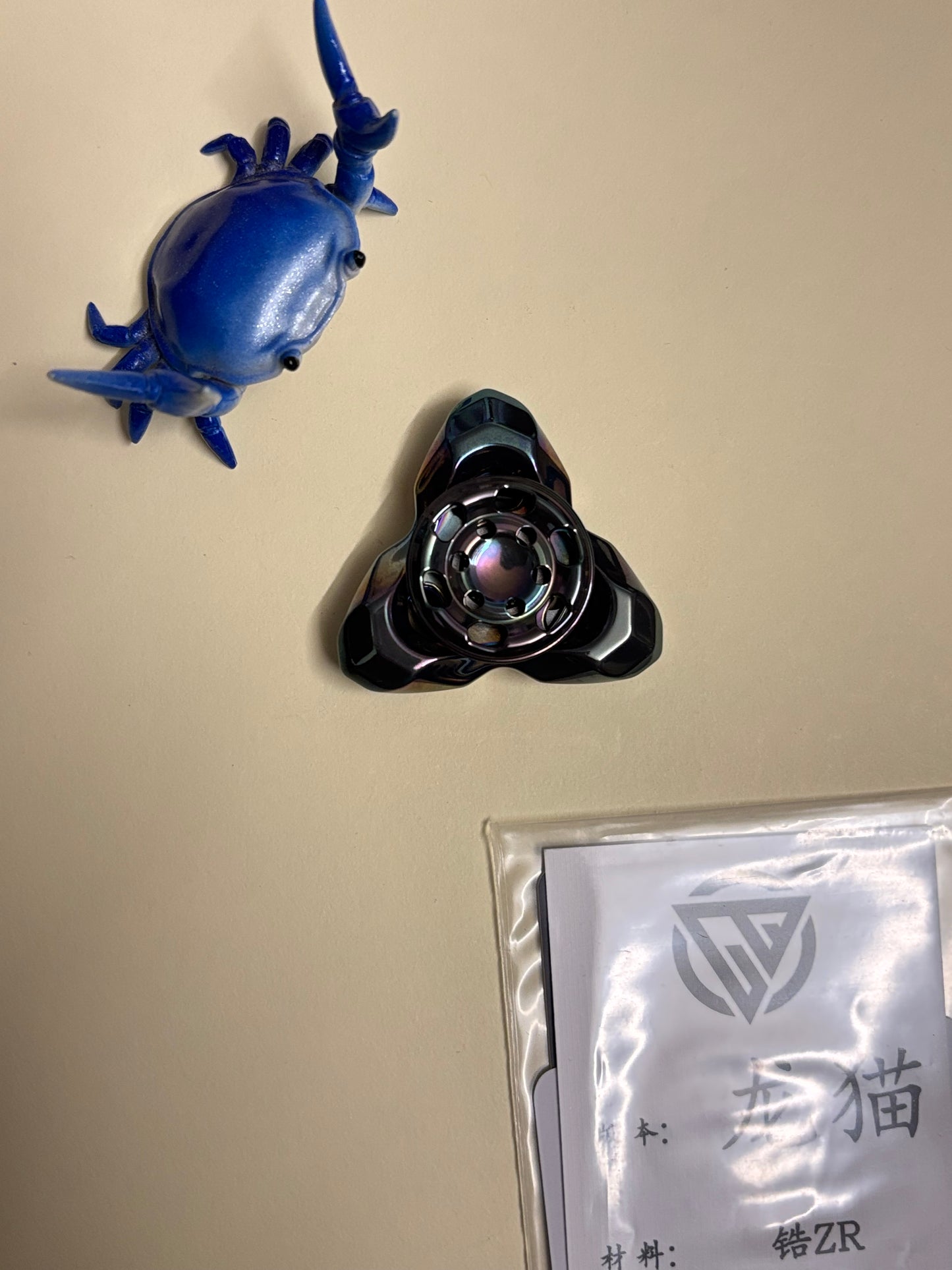 LQEDC - zirc chinchilla - fidget spinner  - fidget toy