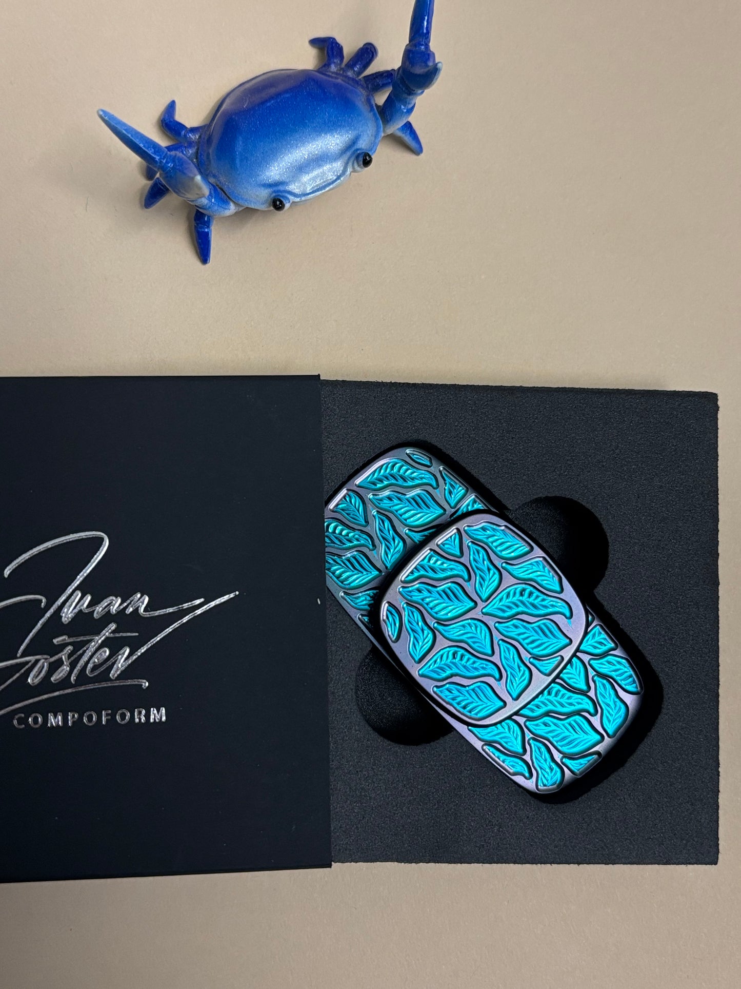 Compoform - kickflip - Ti - fidget toy