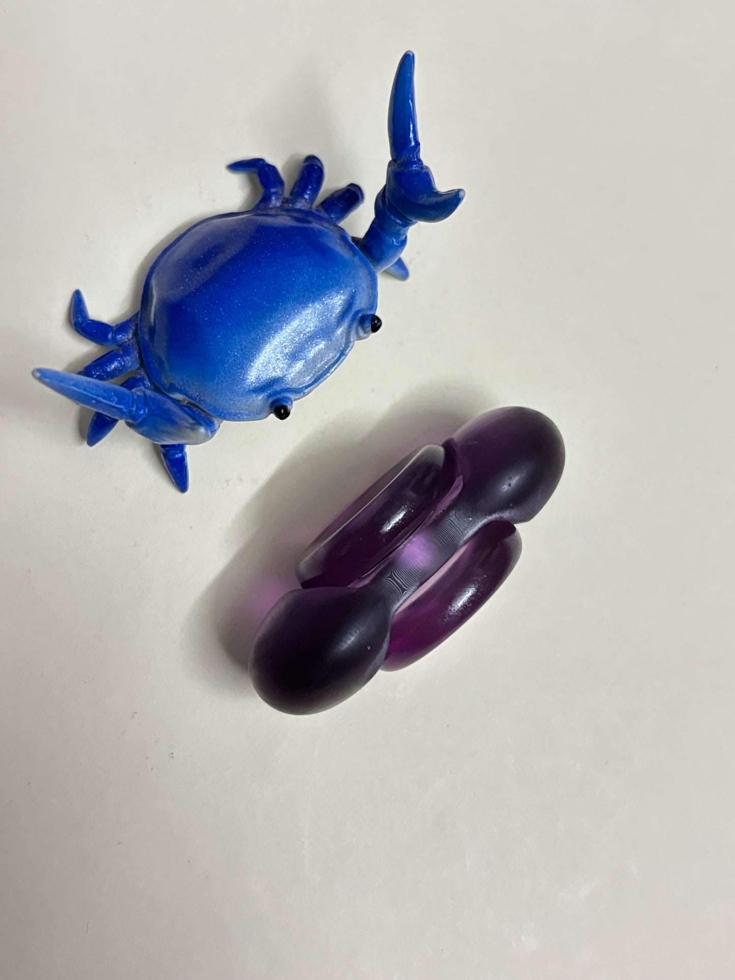 LIC mini mame - frosted purple resin - fidget spinner  - fidget toy