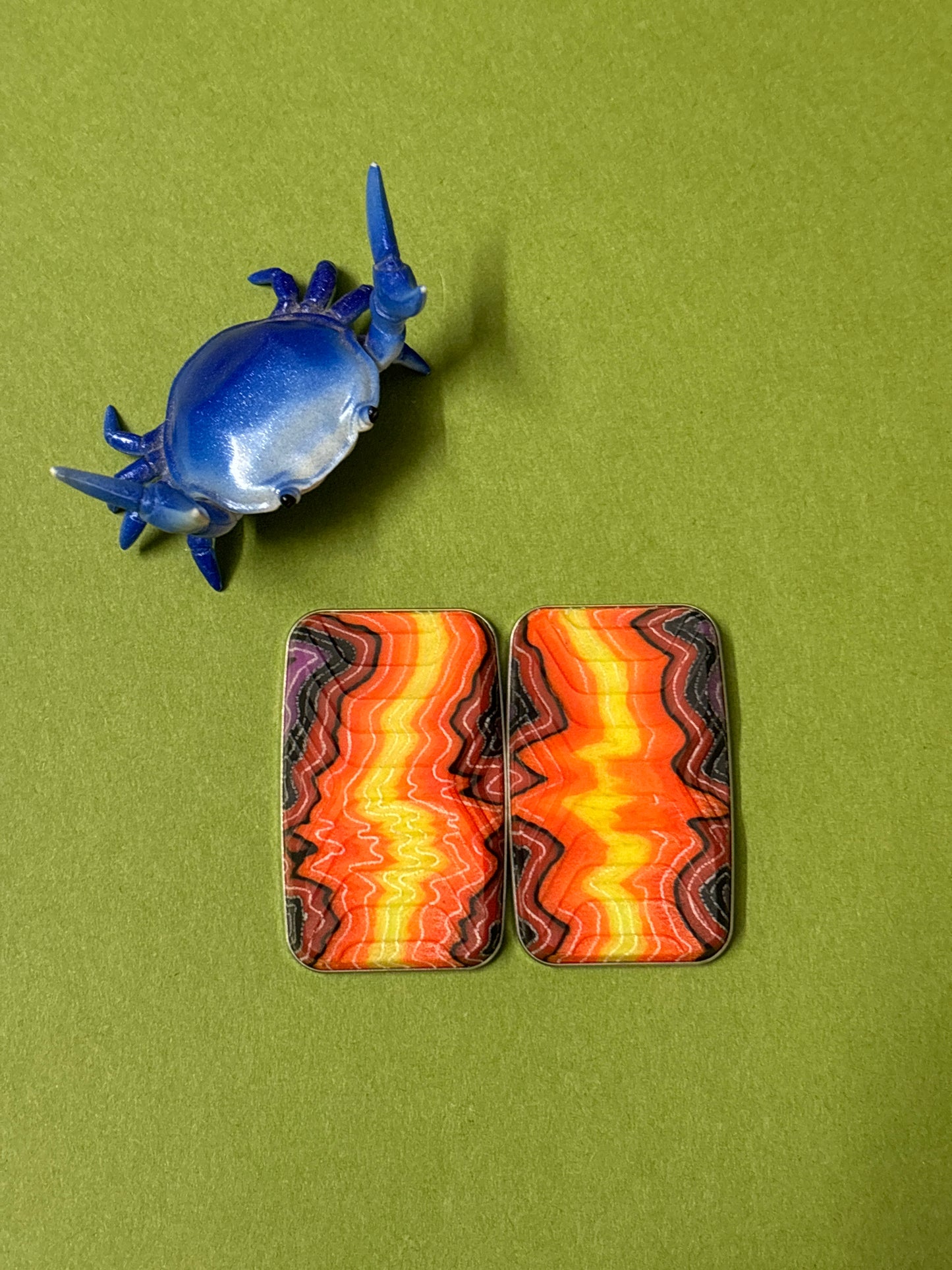 Magnus maglab supergrub  - wacky / crazy fiber with SS plate - fidget toy
