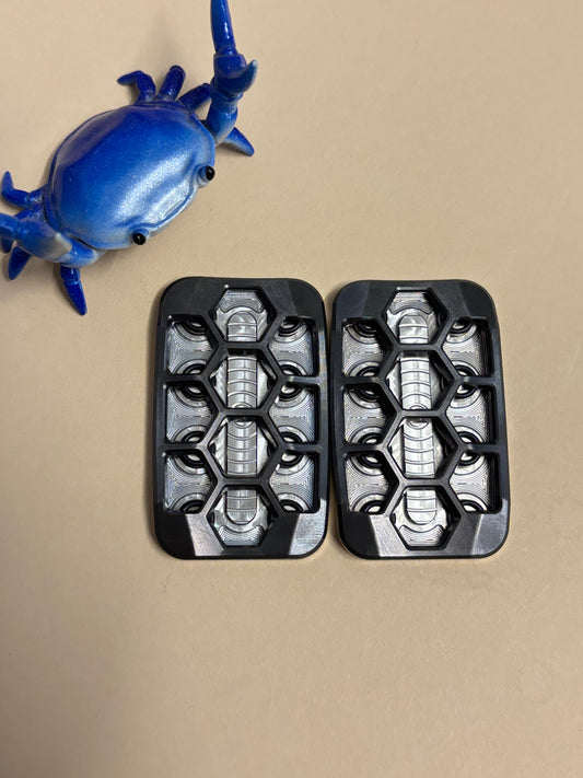 Magnus skelly hex squash toad - Zirc/SS- fidget toy