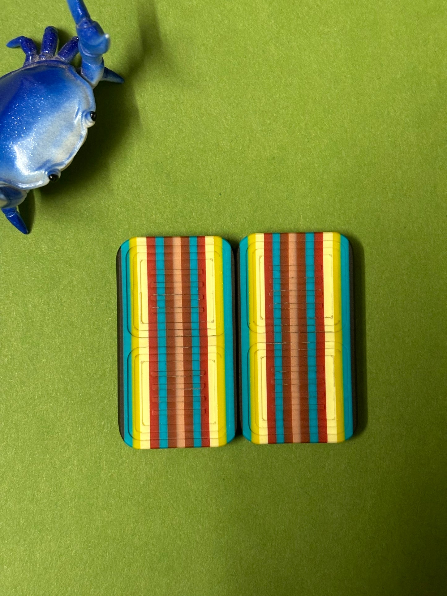 Novel carry  - tile - fidget slider