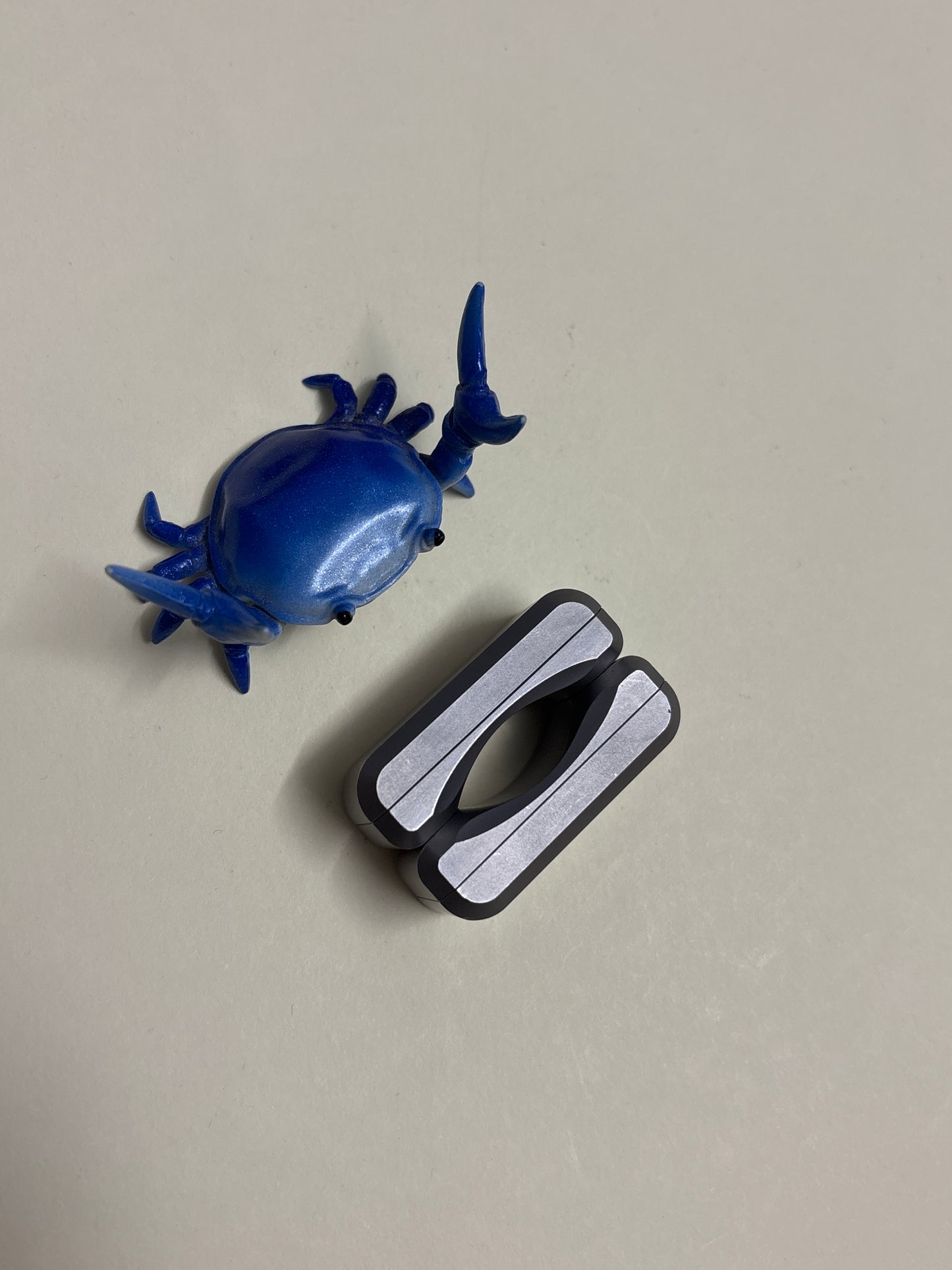 UQH - Gravity clicker  -  super - TI - Fidget toy