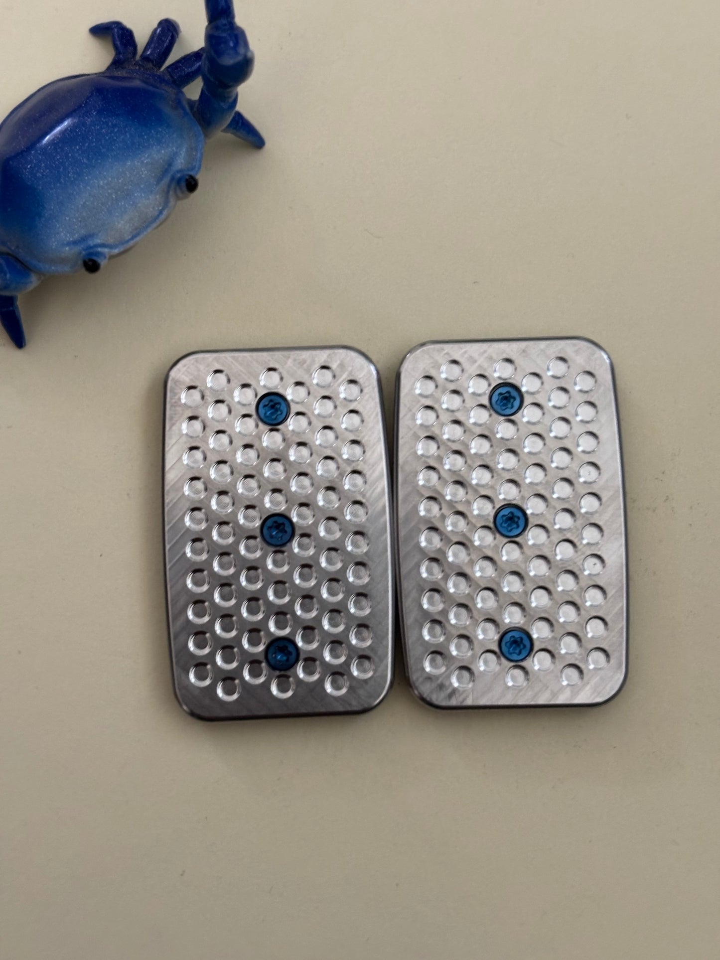 Magnus maglab plain jane mesh - zirc with SS plate - fidget toy