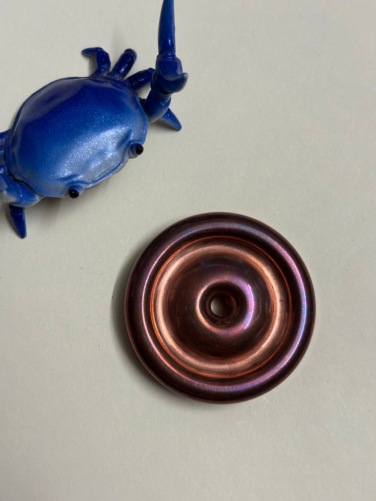 Black hole (Dark kitty) - copper - haptic coin - fidget toy