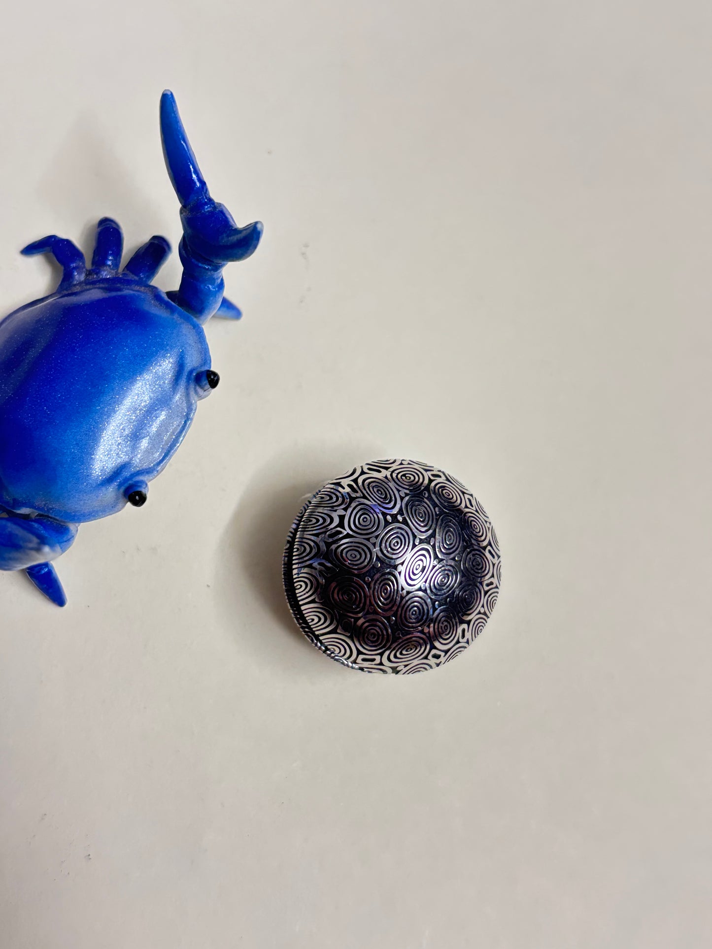 Njthandpower NJT - damasteel 15mm round button - fidget toy