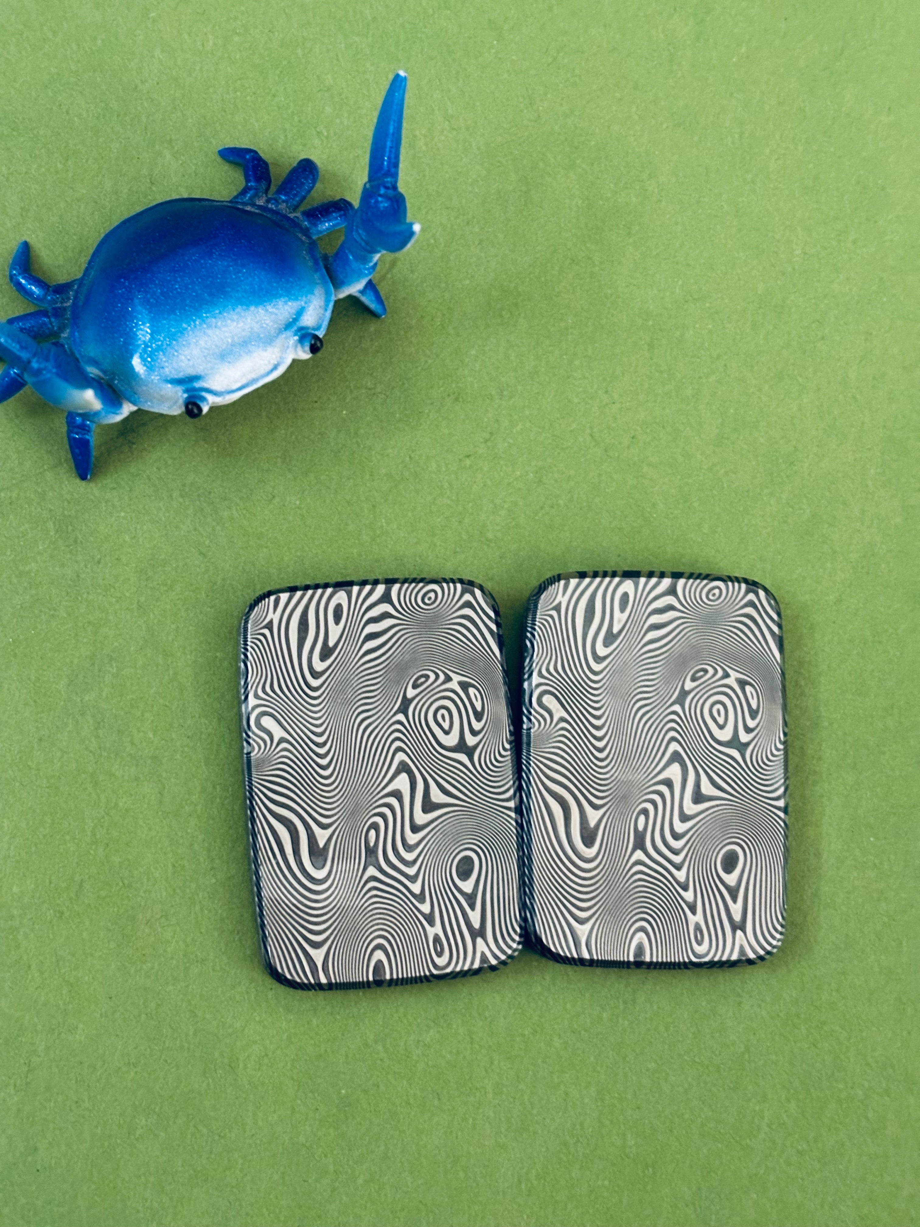 Compoform Argyle V2.1 - laser etched titanium slider – Plants Wake You Up