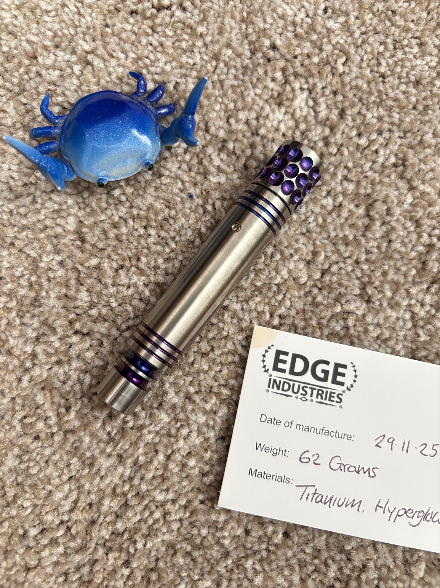 Edge industries - Spin stick / Clicker - TI, hyper glow - fidget toy