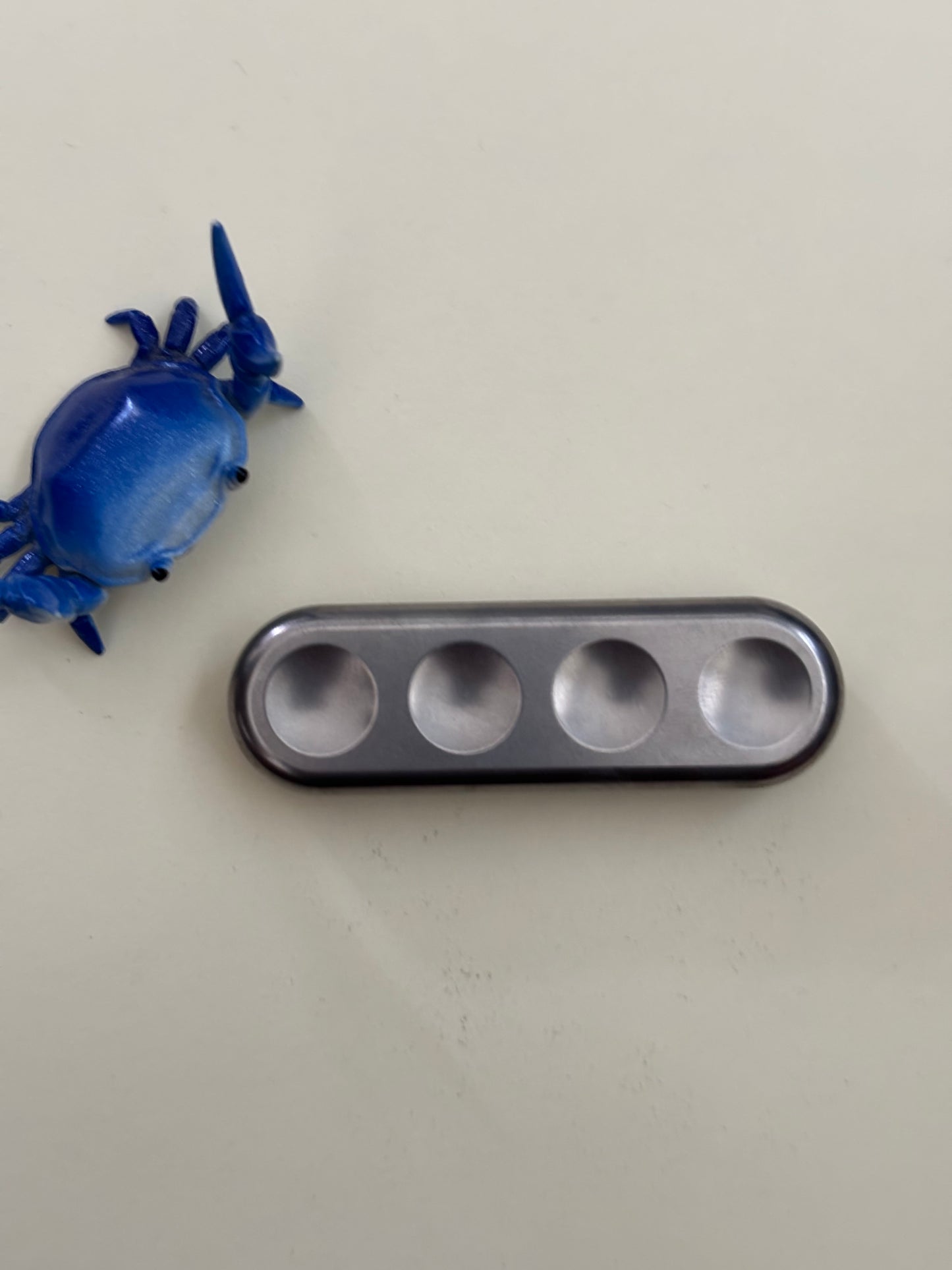 Magnus trio - ti with - zirc plate - slider - fidget toy
