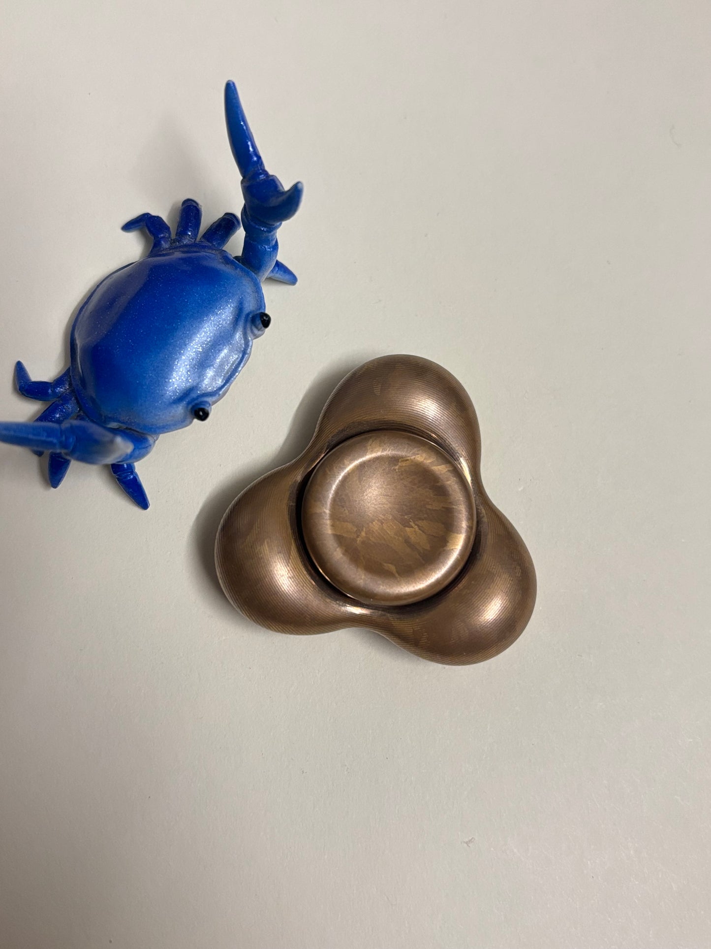 KAP - Cell tri Bronze spinner - fidget toy