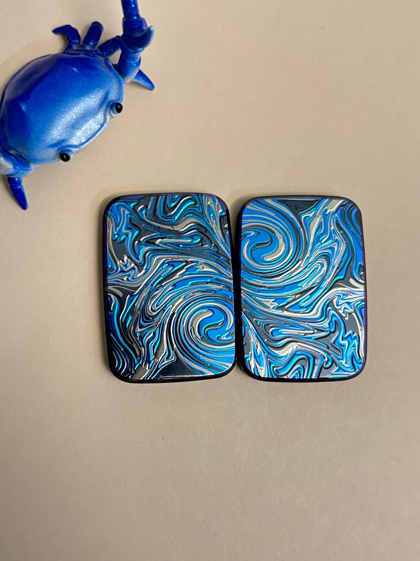 Compoform V5  Paint - titanium slider
