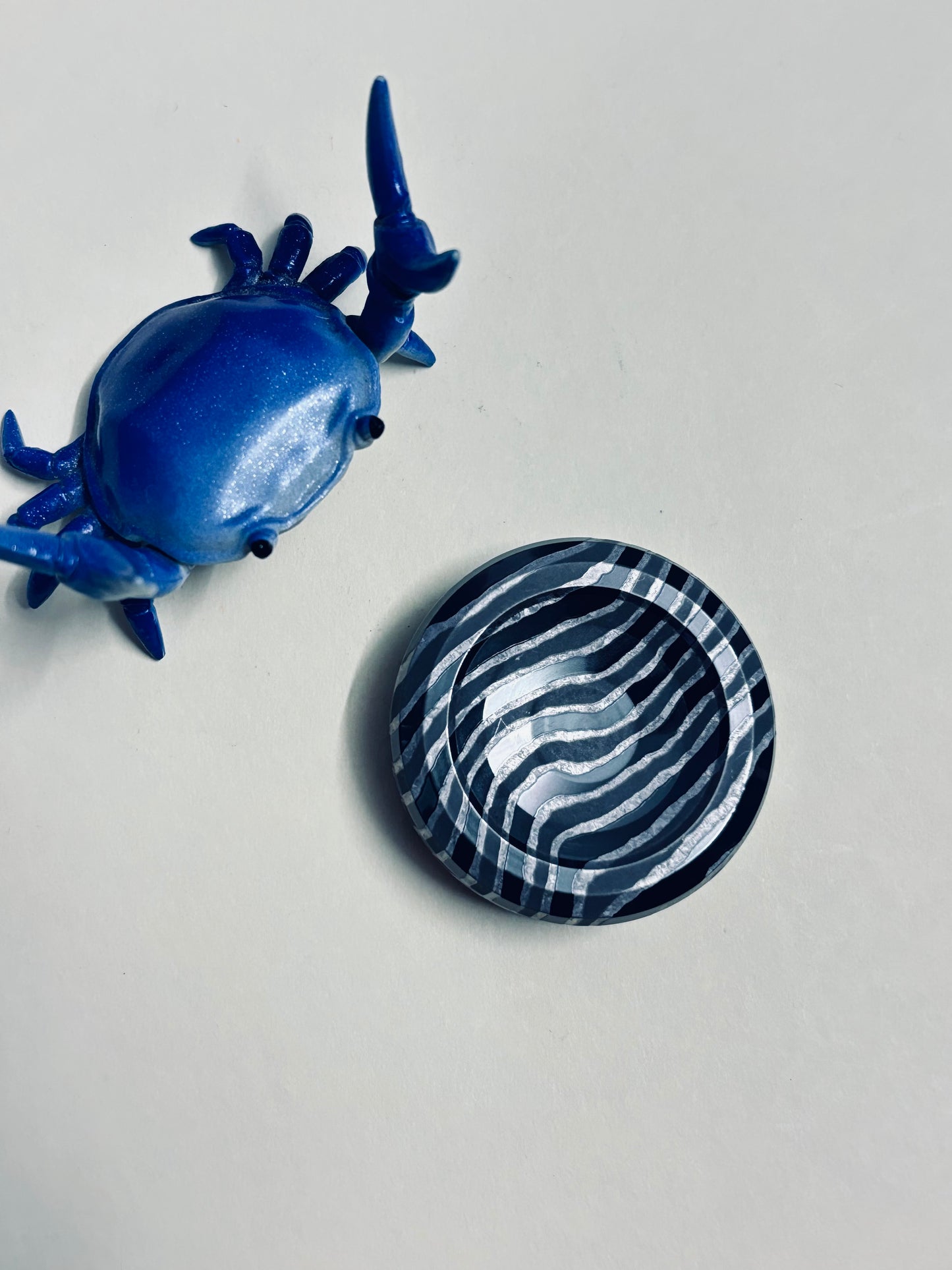 njthandpower NJT - zircuti stripes - Ulte haptic coin - fidget toy