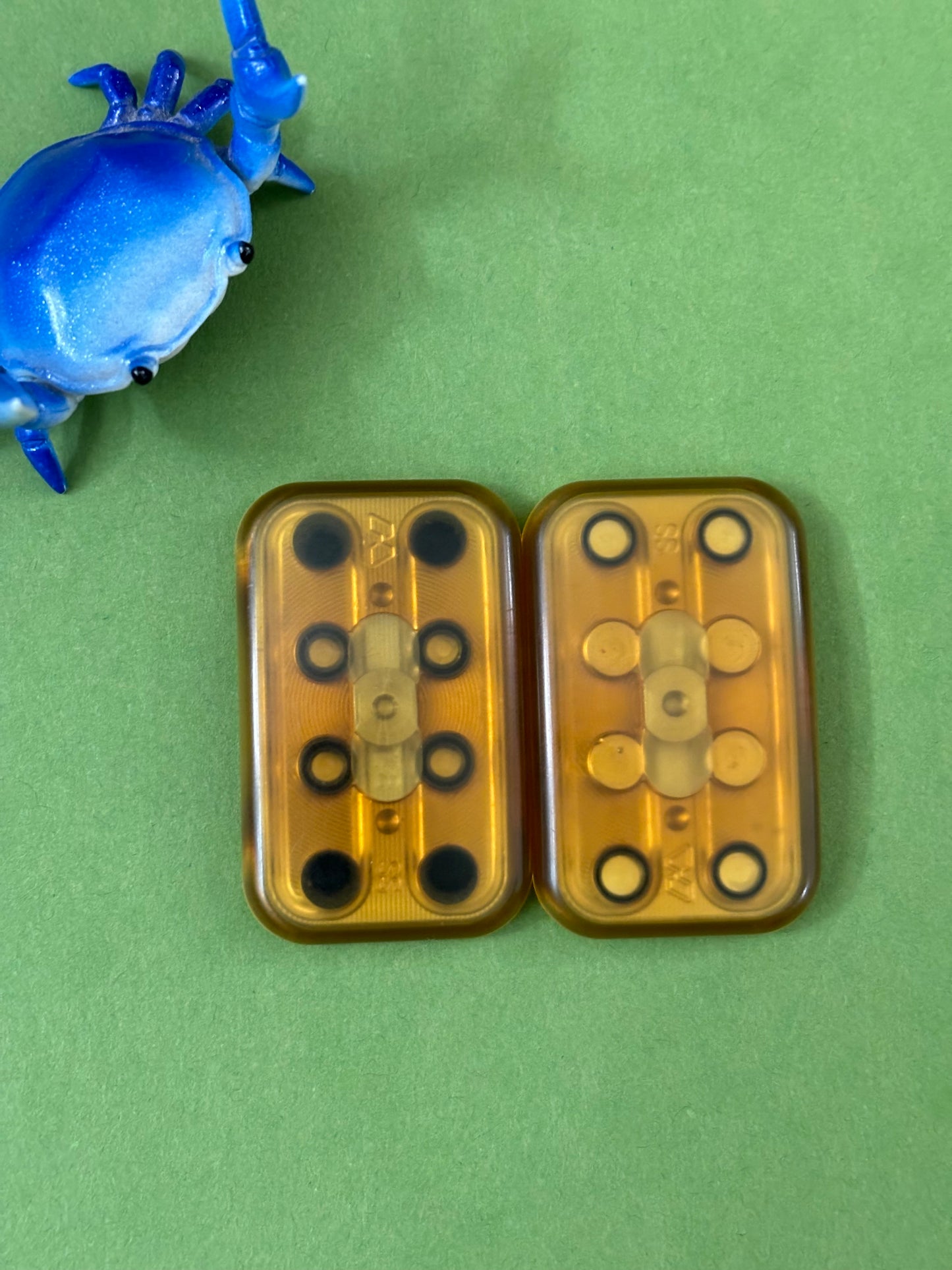 Magnus pebble slider - ultem with SS plate - fidget toy