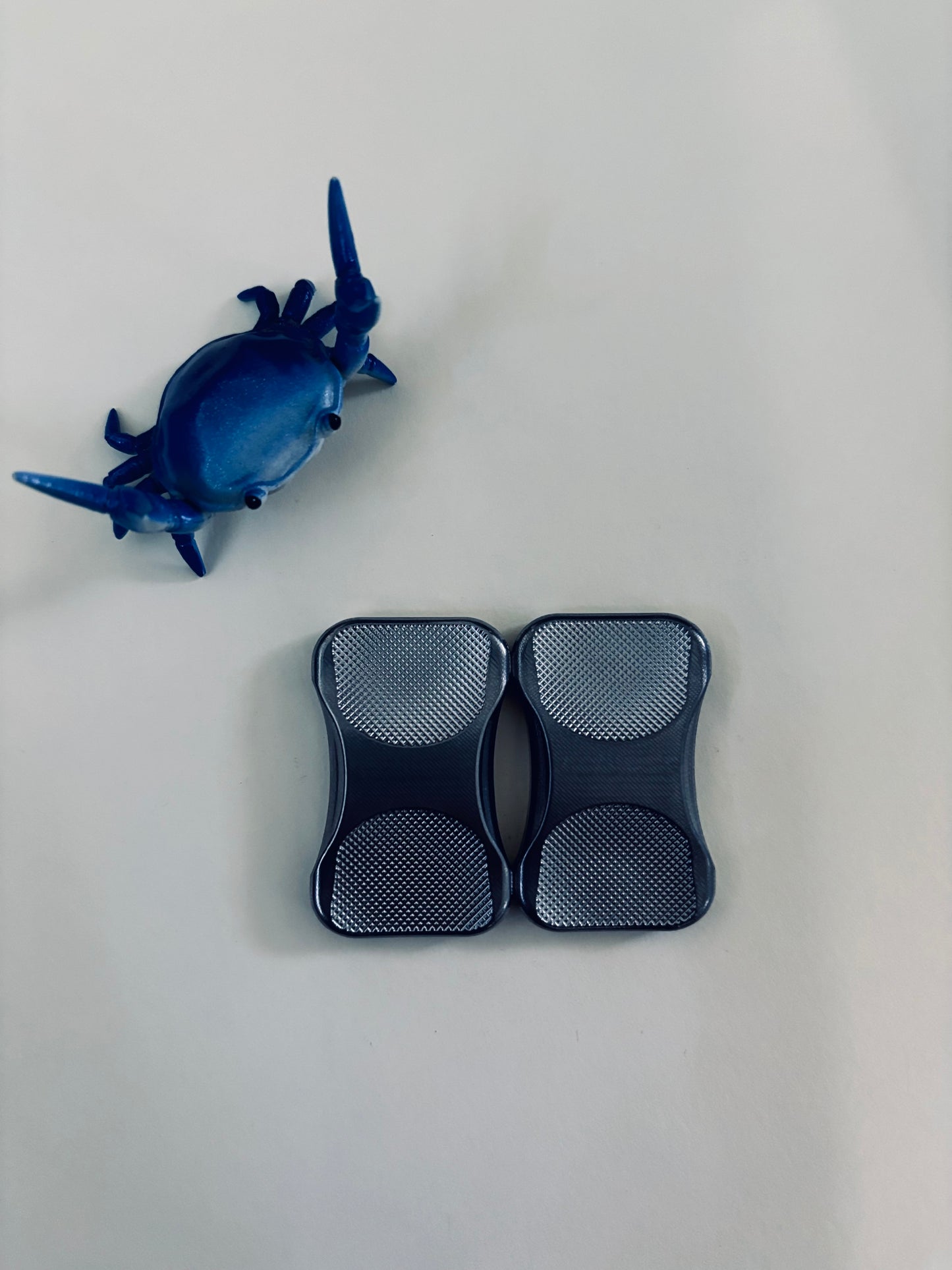 Fidgetboy Swoop Ti slider - 3 click - fidget toy