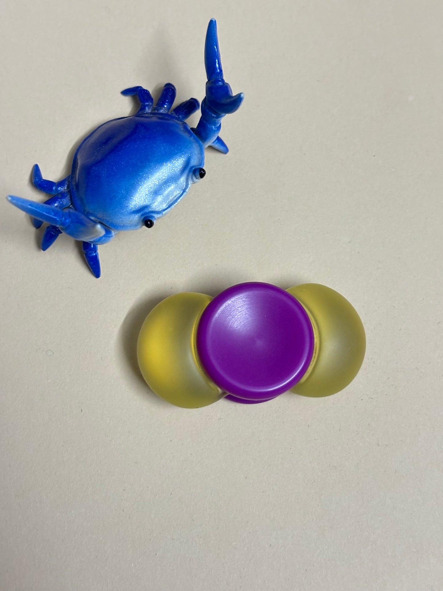 LIC mini mame - resin - fidget spinner  - fidget toy