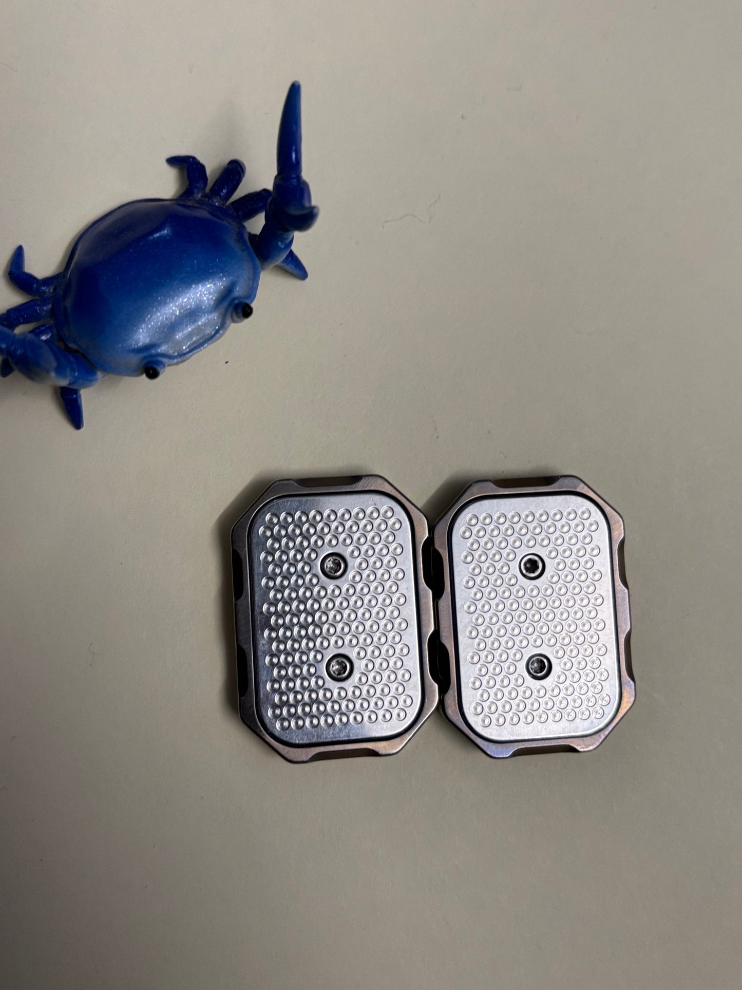 Magnus 2 click mini turtle slider - TI/SS - fidget toy