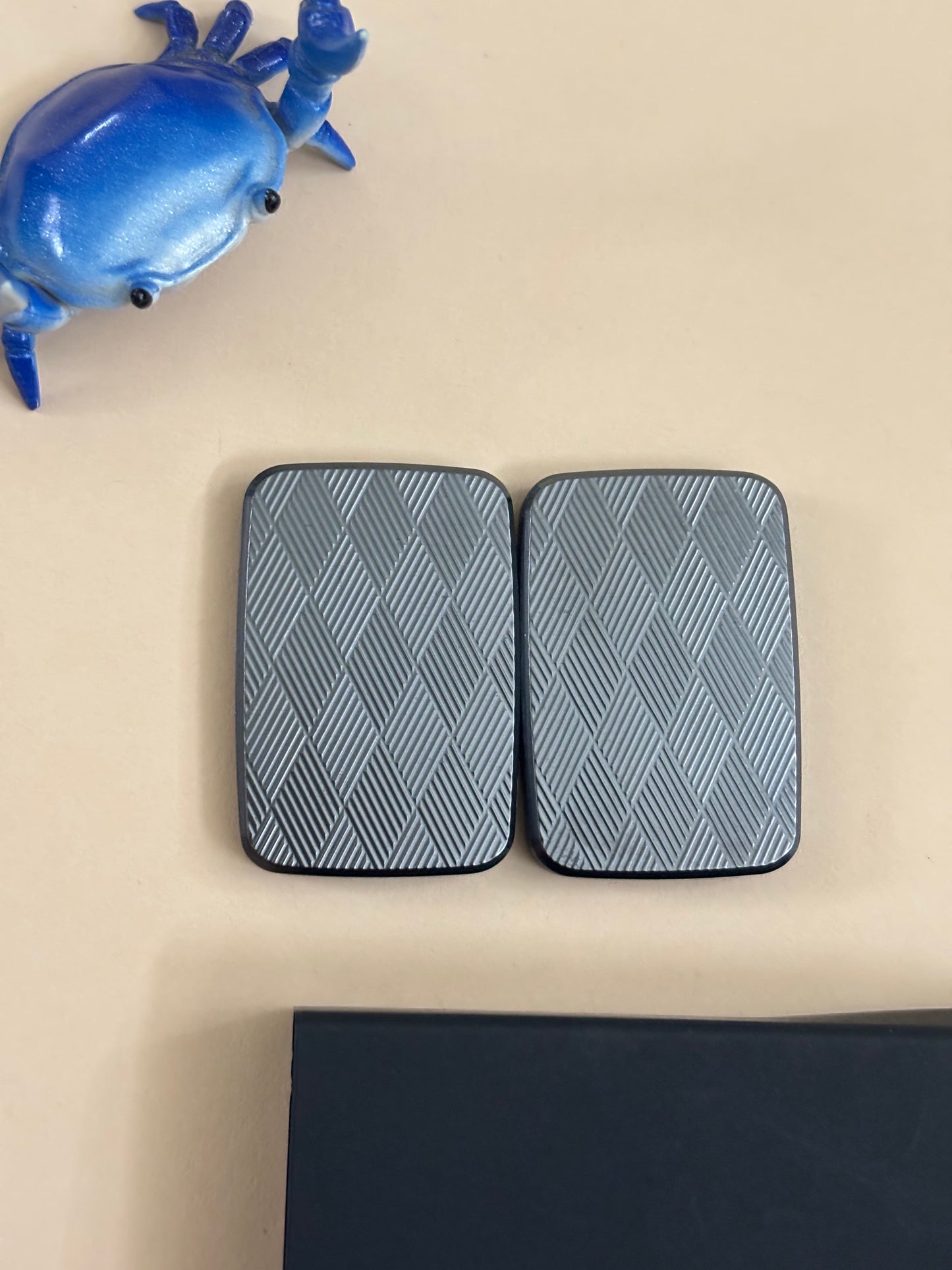 Compoform V3 Flip - titanium slider