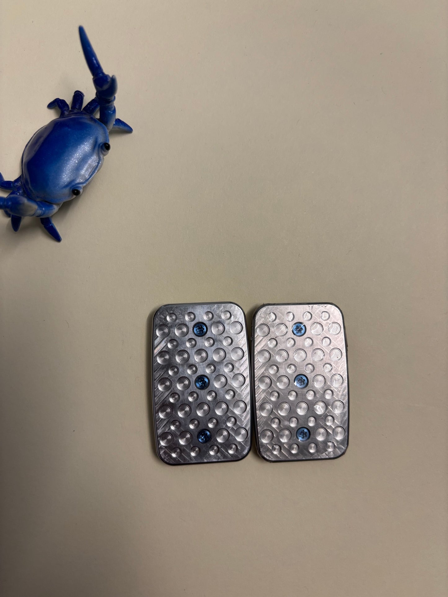 Magnus maglab plain jane mesh - zirc with SS plate - fidget toy