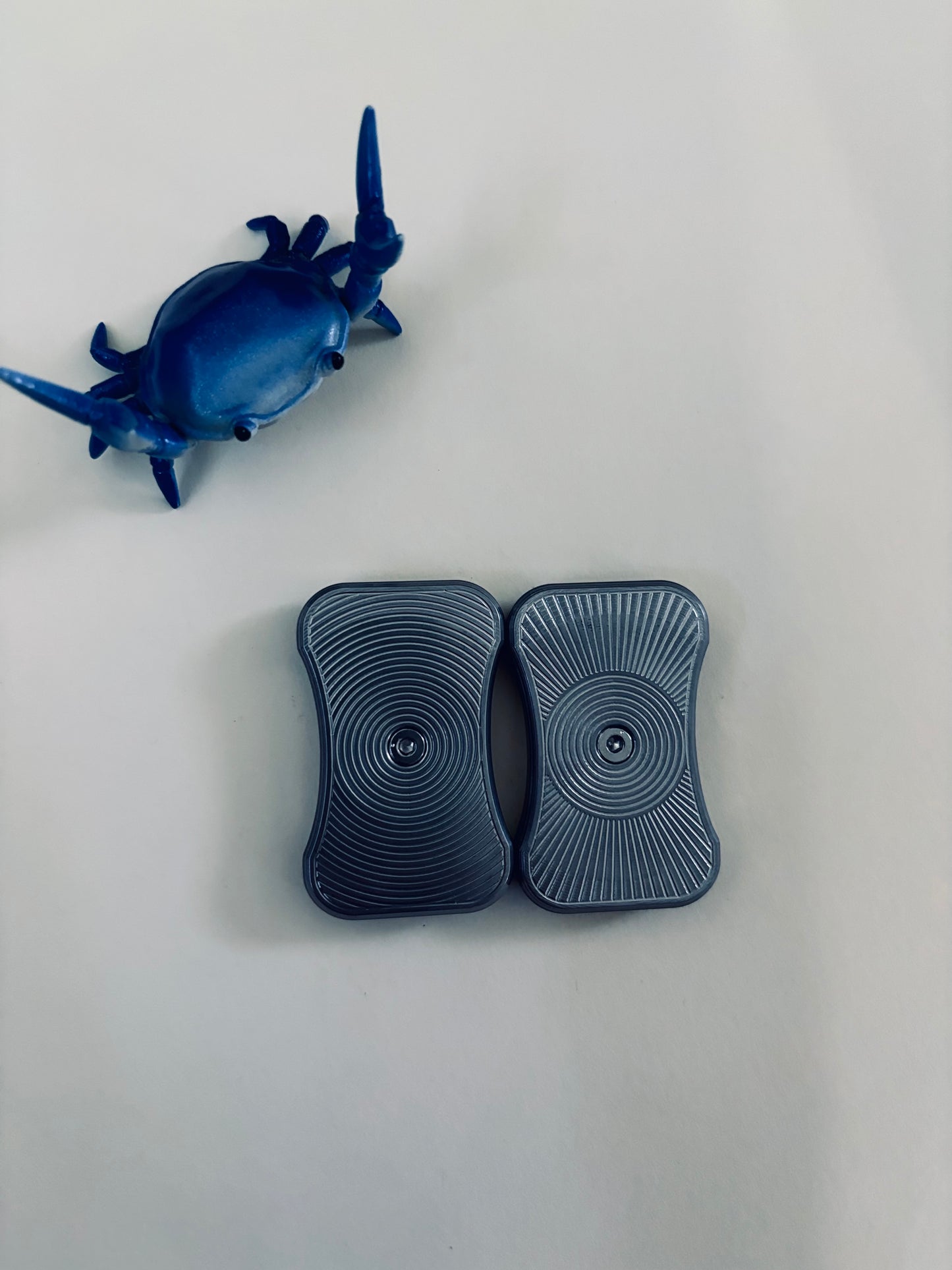 Fidgetboy Swoop Ti slider - 3 click - fidget toy