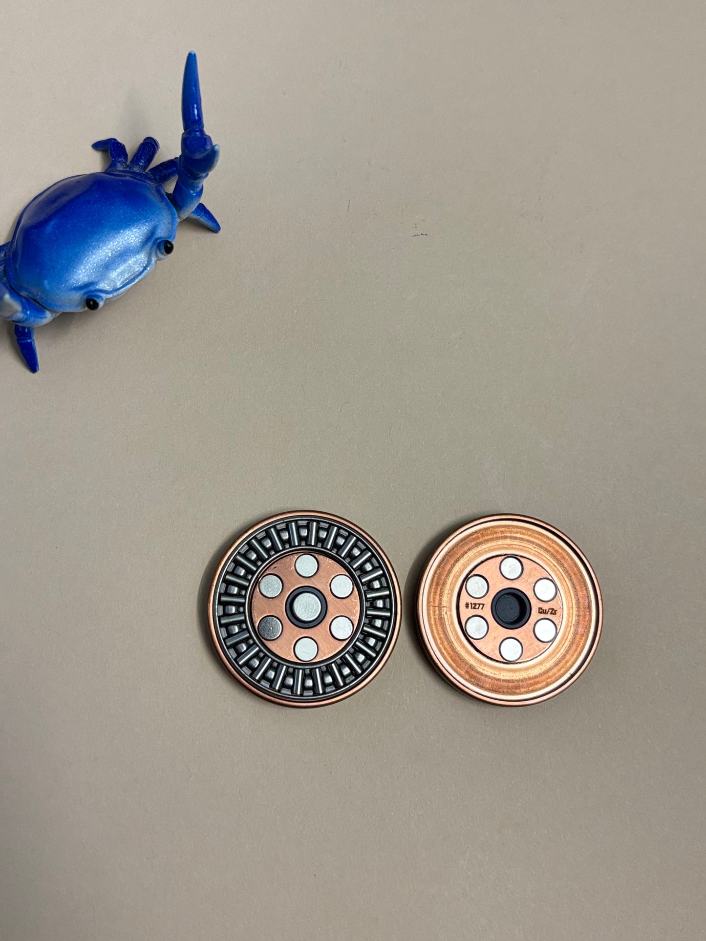 Lautie x ACEDC Cu - haptic coin - fidget toy