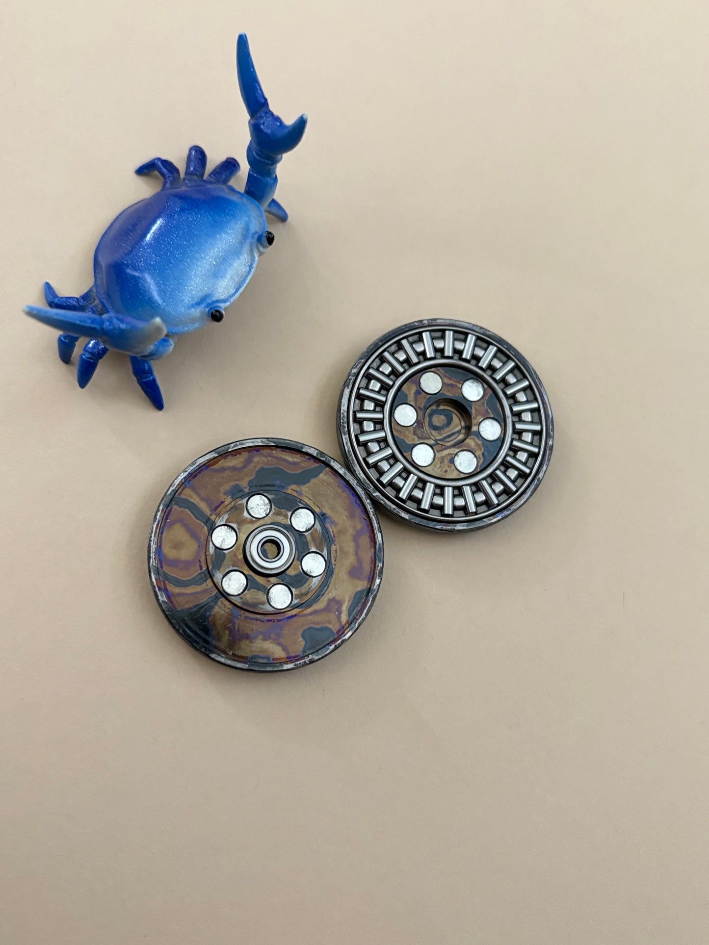 Njthandpower NJT - Ulte - zircuti graphite - haptic coin - fidget toy