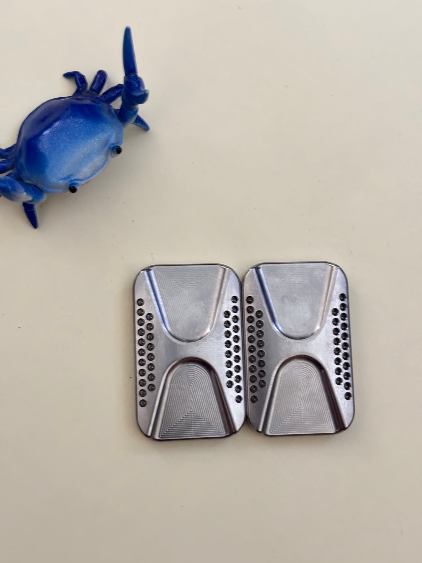 Magnus aero  - slider ti with ss plates - fidget toy