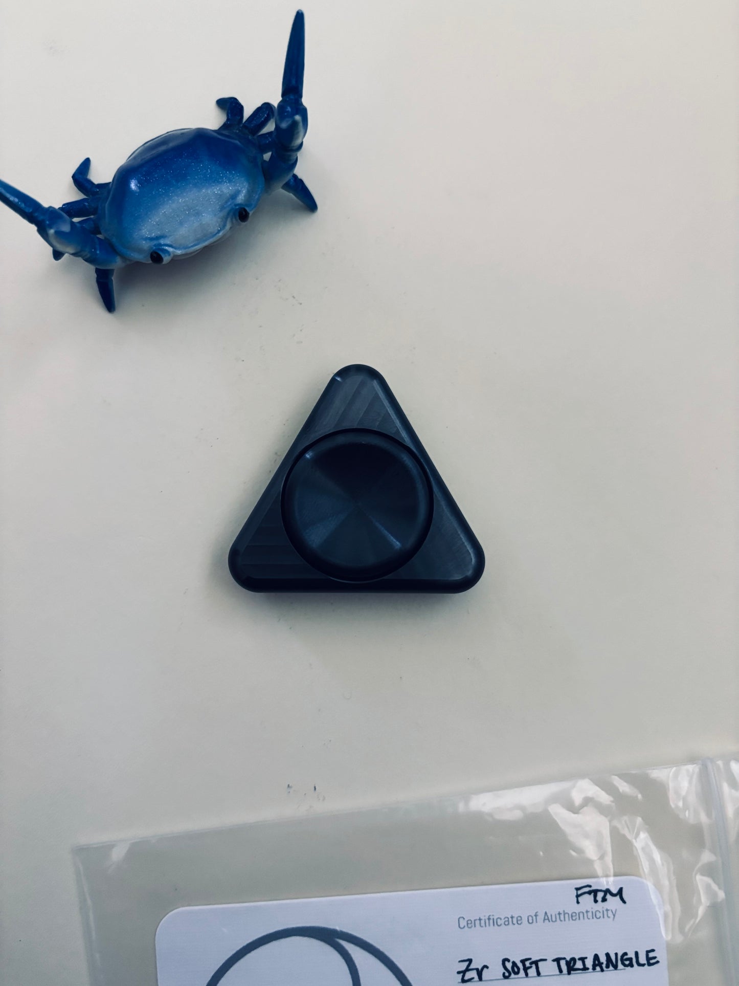 Twoedc - soft triangle - zirc - Fidget spinner