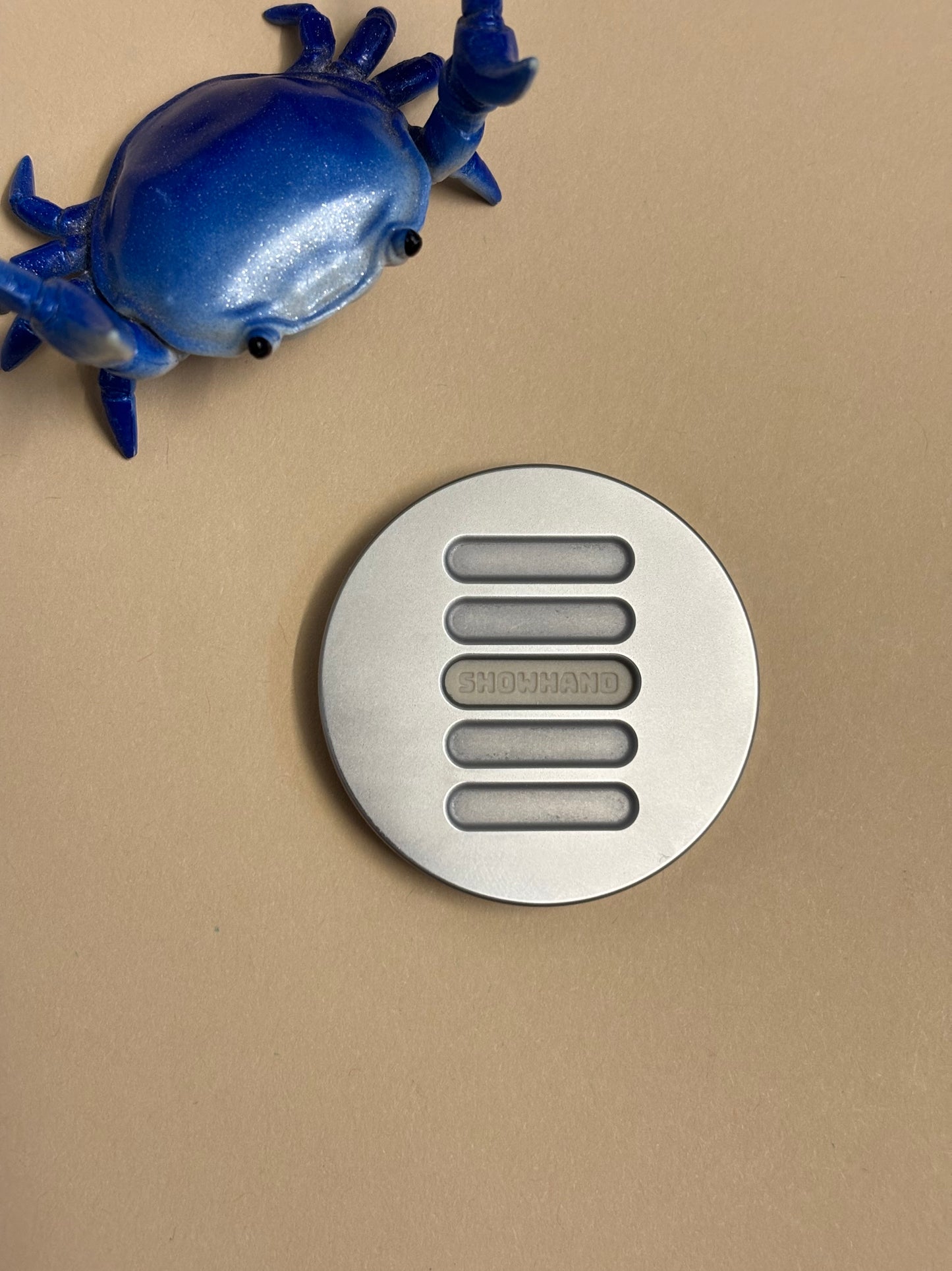 Lautie x DZ  Showhand - SS - haptic coin - fidget toy