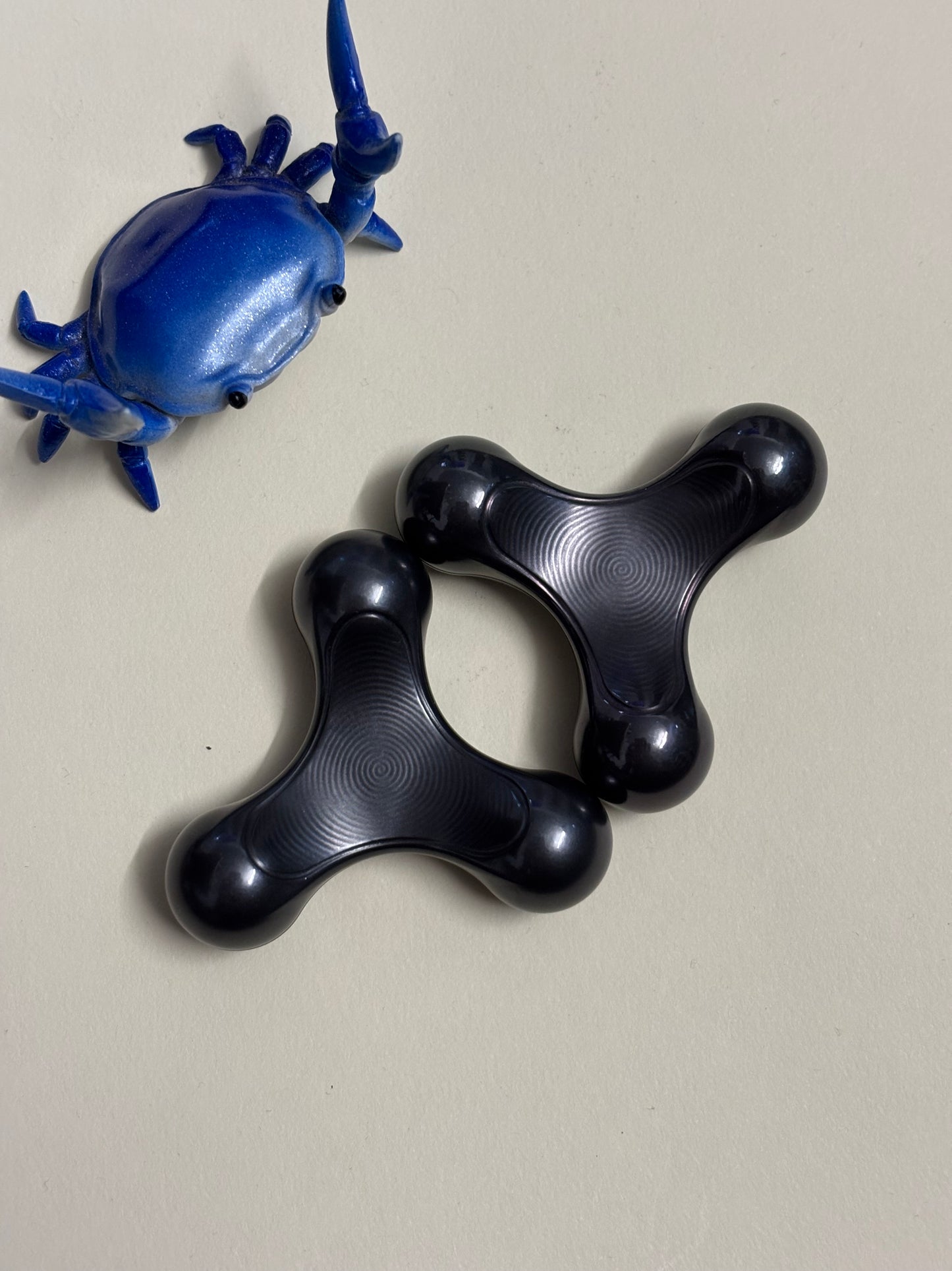 Magnus - atom - zirc - fidget toy