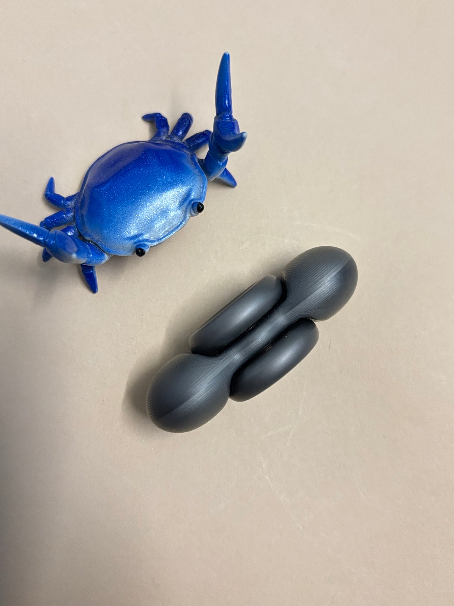 LIC - Goldie - WCu - fidget spinner  - fidget toy