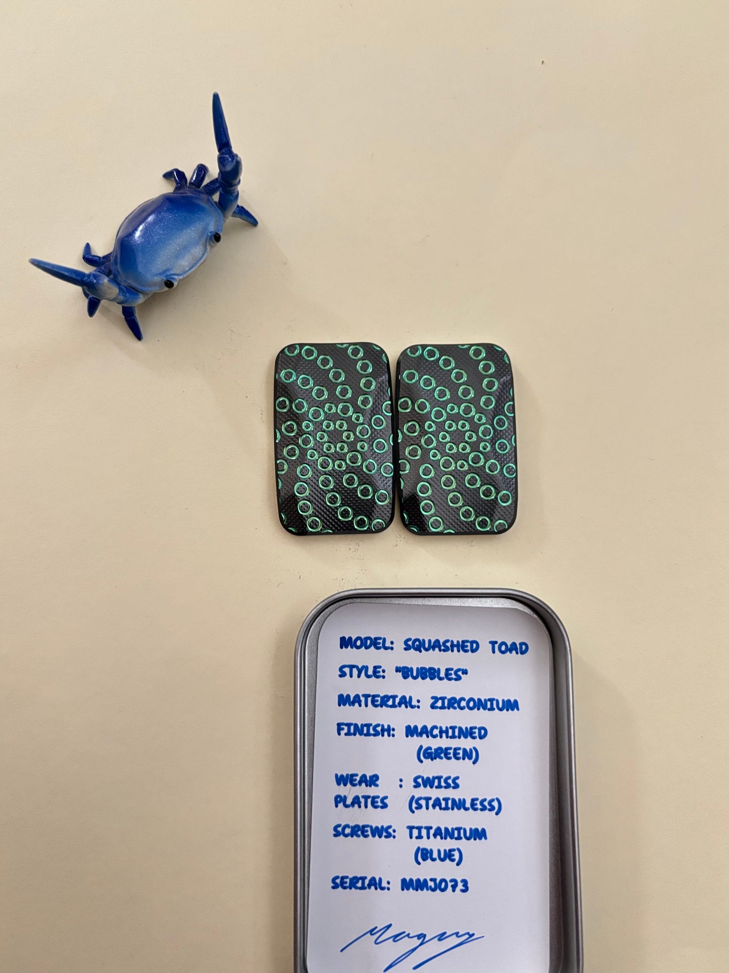 Magnus bubbles - zirc with SS plate - fidget toy