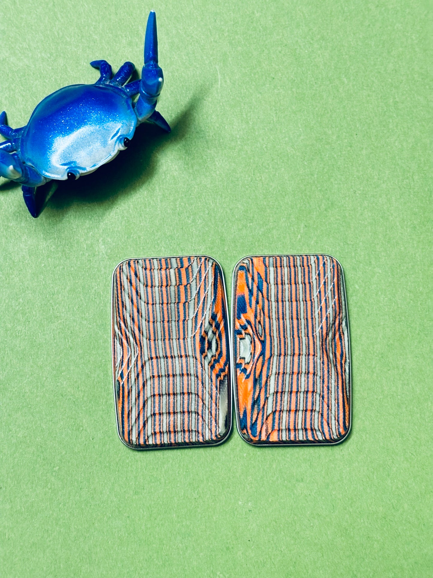 Magnus maglab cyber grub  - crazy fiber with SS plate - fidget toy