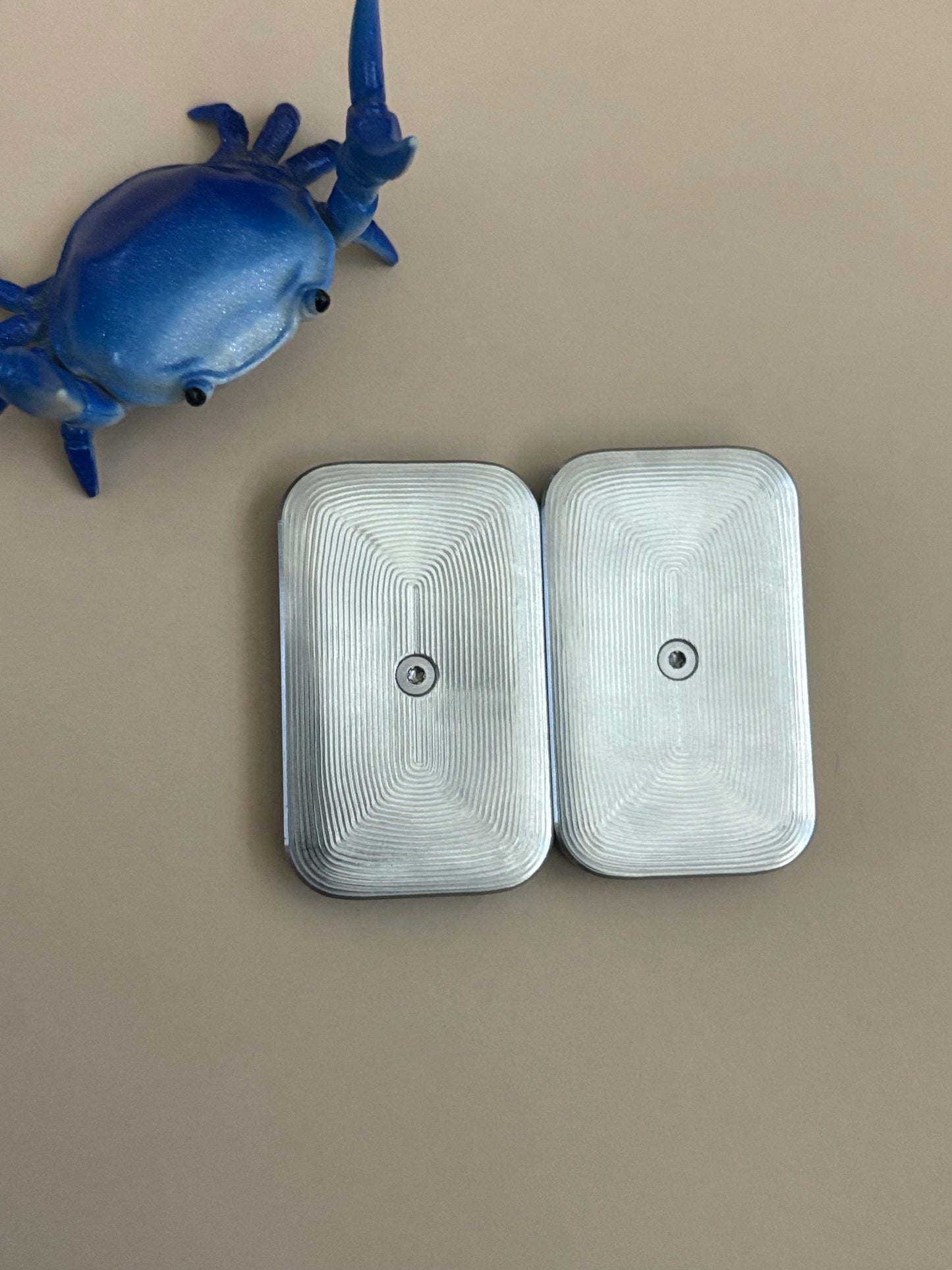 Moduswork Rapt MVS asymmetrical - ss  - slider - fidget toy