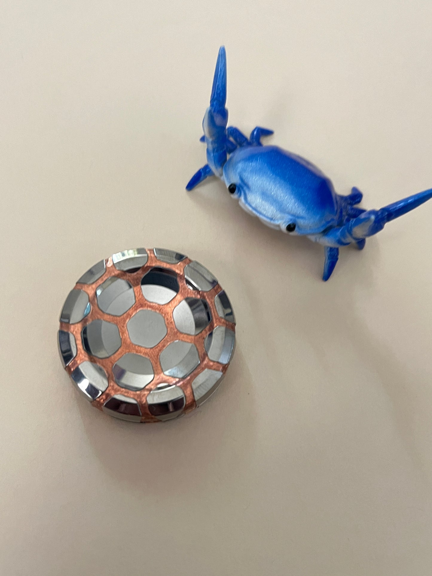 njthandpower NJT - super conductor big dot Ulte haptic coin - fidget toy