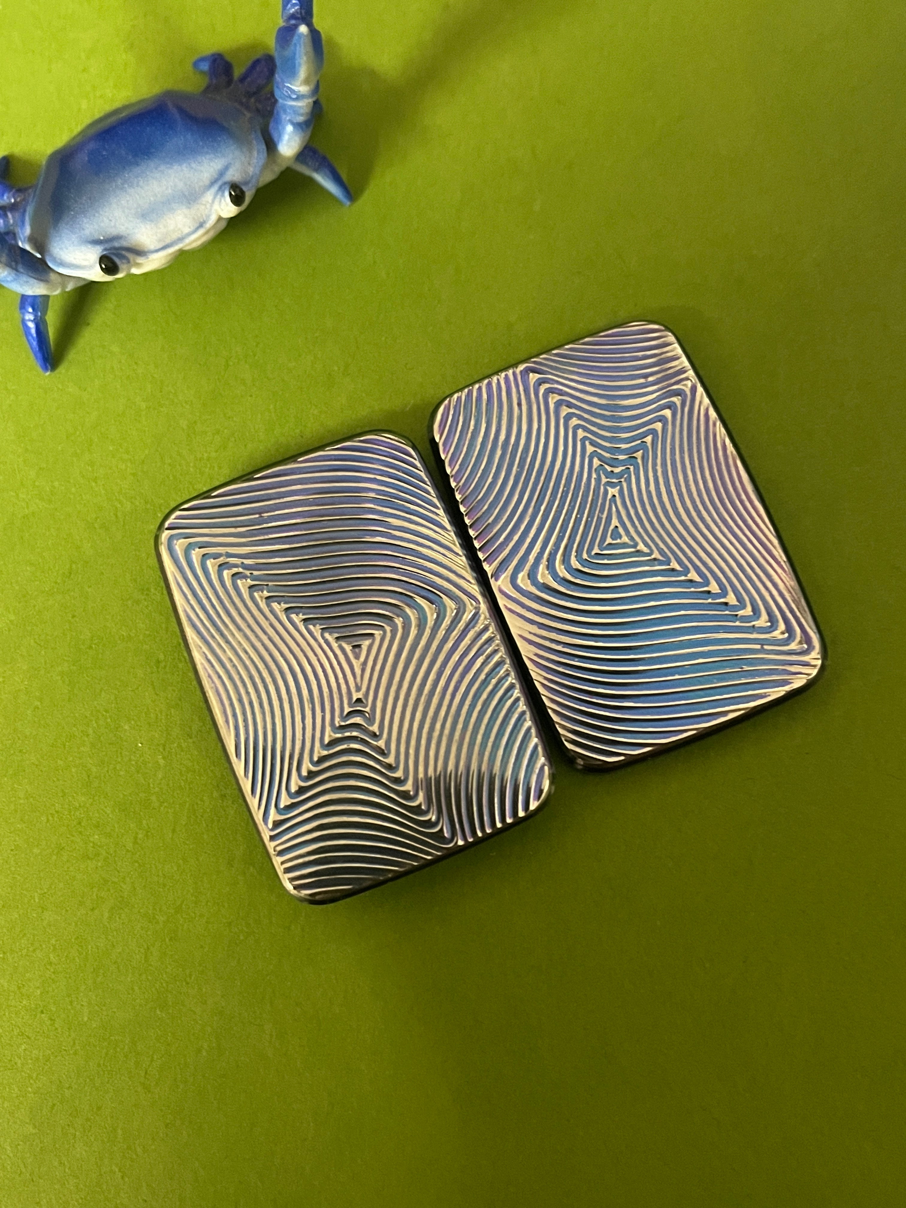 Compoform Argyle V1.1 - laser etched titanium slider – Plants Wake You Up