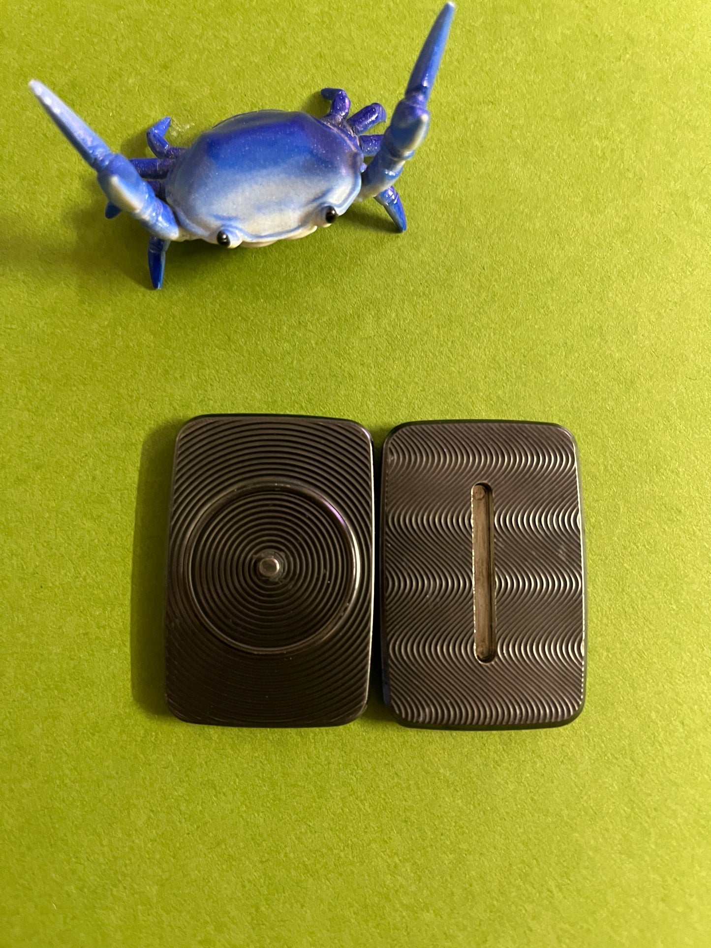 Compoform Argyle V1.1 - laser etched titanium slider