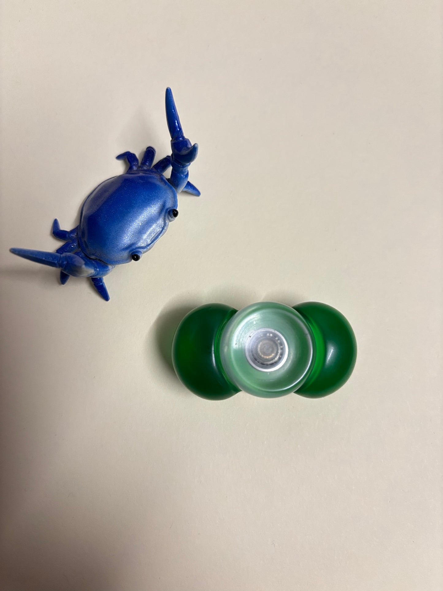 LIC love nugget - green resin - fidget spinner  - fidget toy