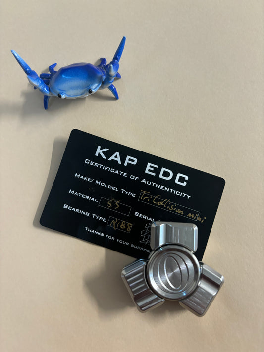 KAP - tri collision mini - SS - fidget spinner - fidget toy