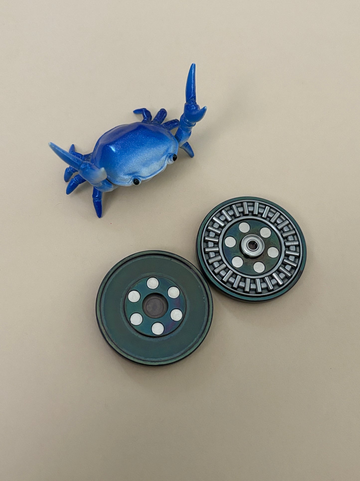 njthandpower NJT - Ulte - crystallized zircon - flamed - haptic coin - fidget toy