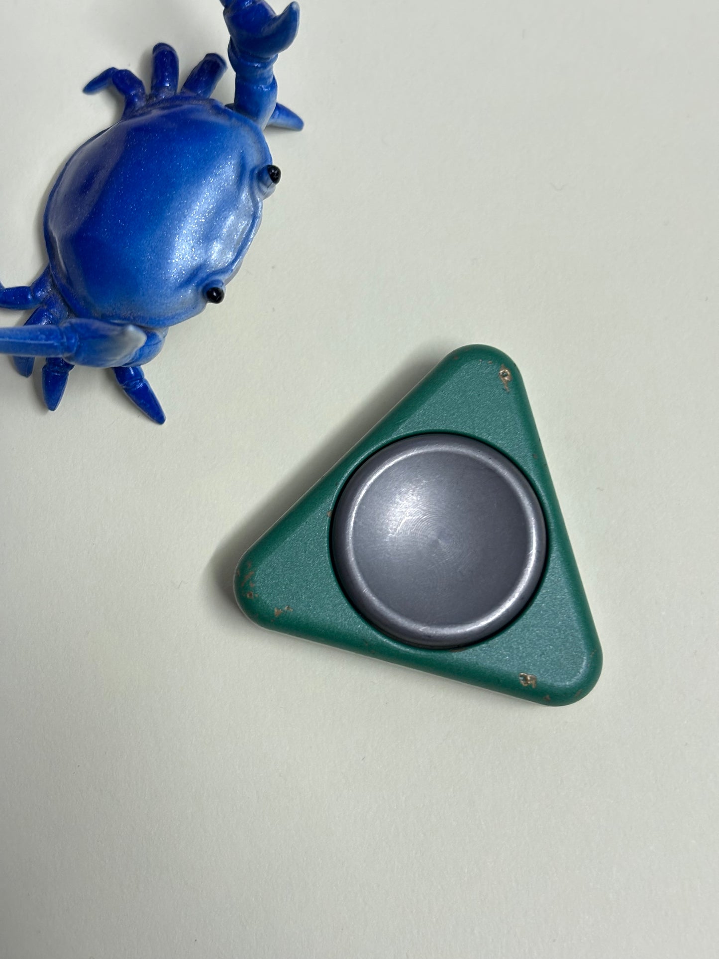 Twoedc - soft triangle - brass/ti - Fidget spinner