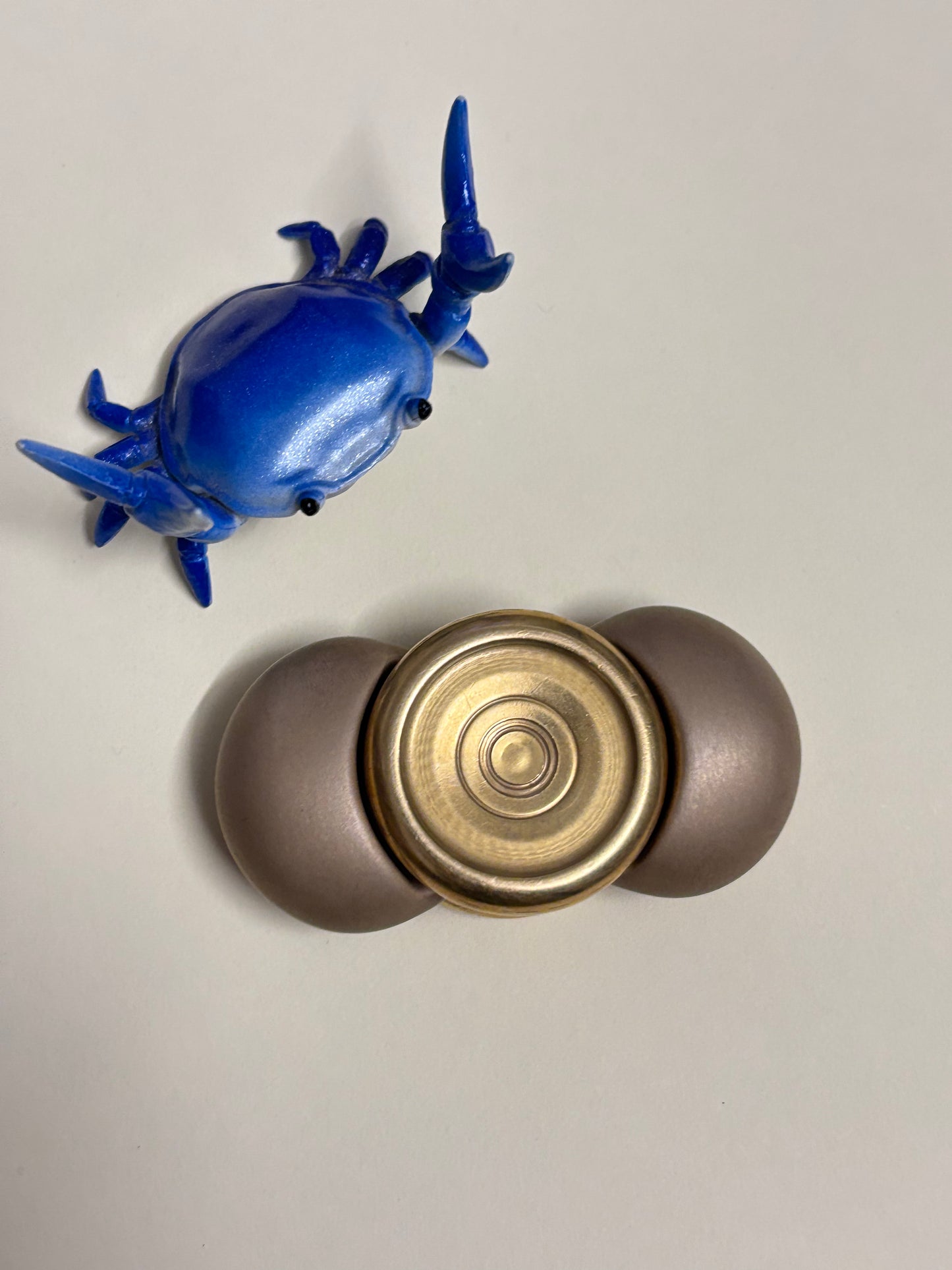 LIC mega mini mame - brass - fidget spinner  - fidget toy