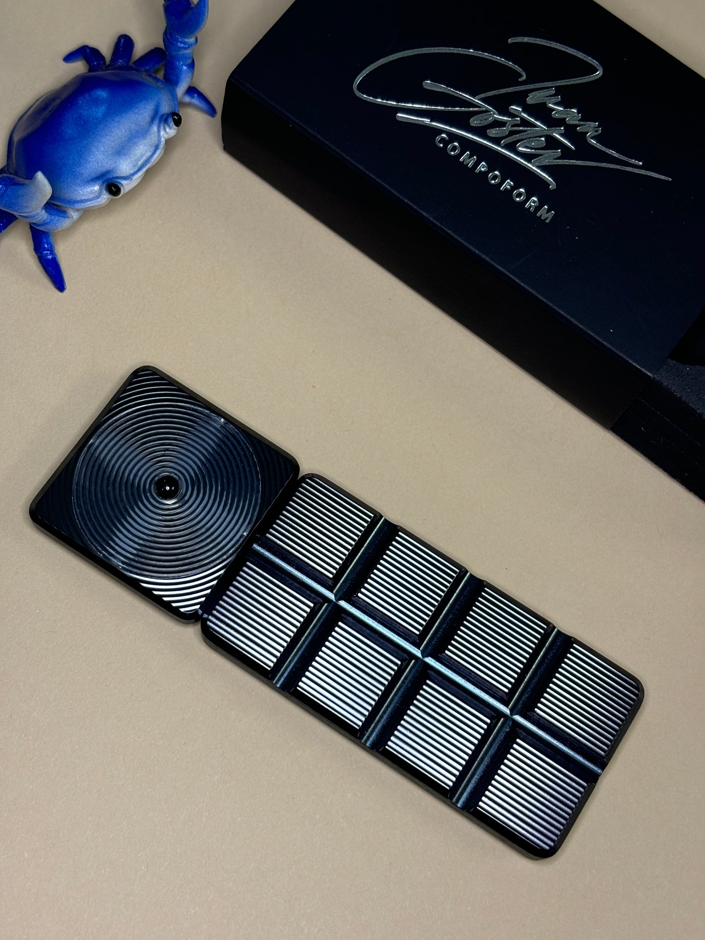 Compoform - tesseract  - fidget toy