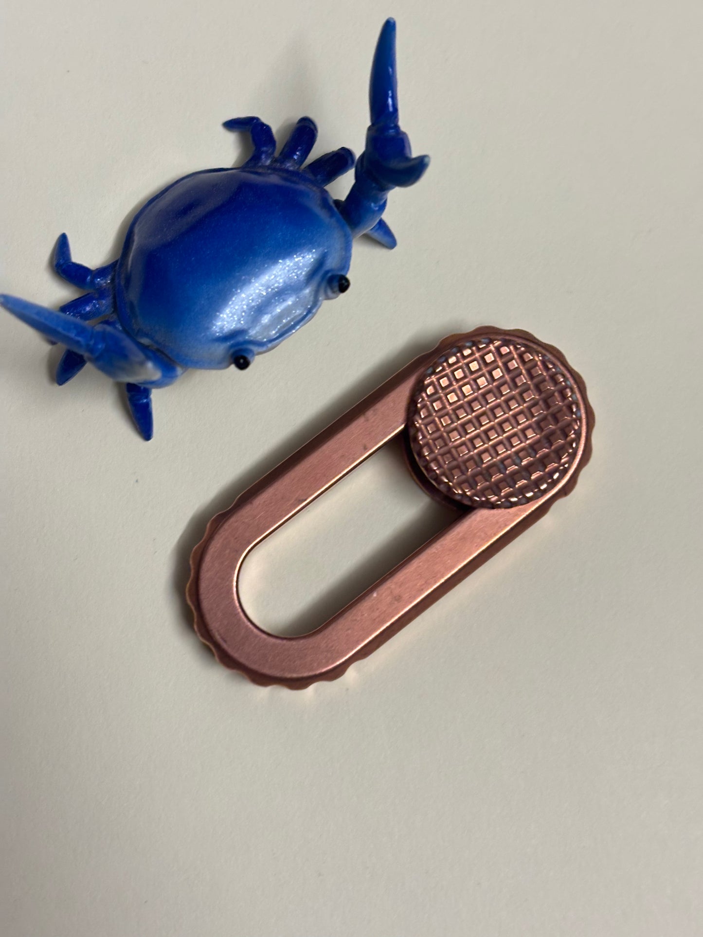Magnus floop -copper B33 - fidget toy