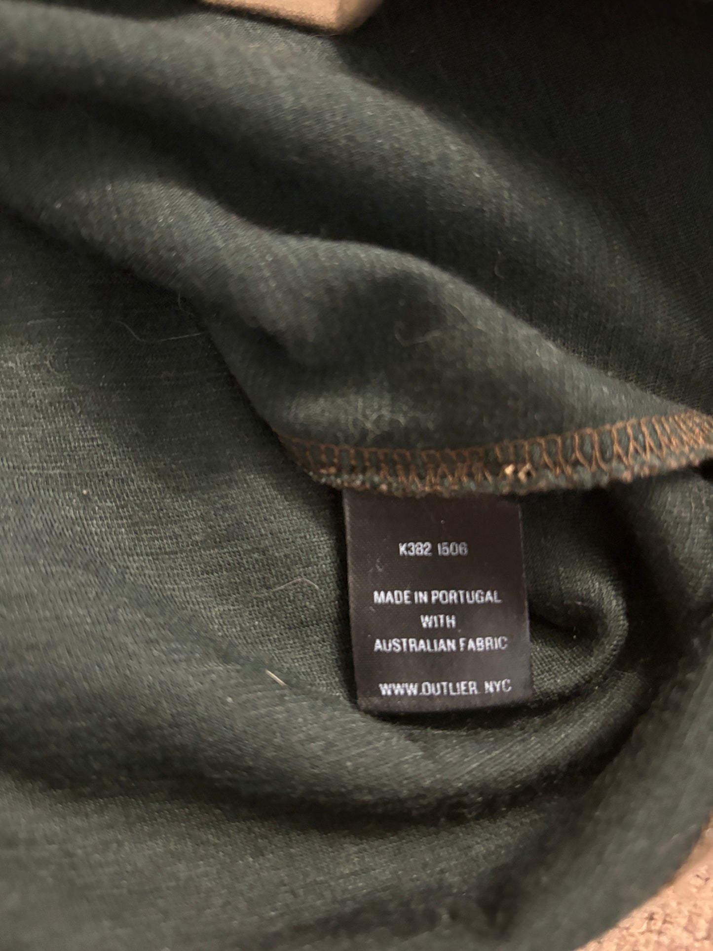 Outlier cottonweight billboard - Medium - Gd dark olive