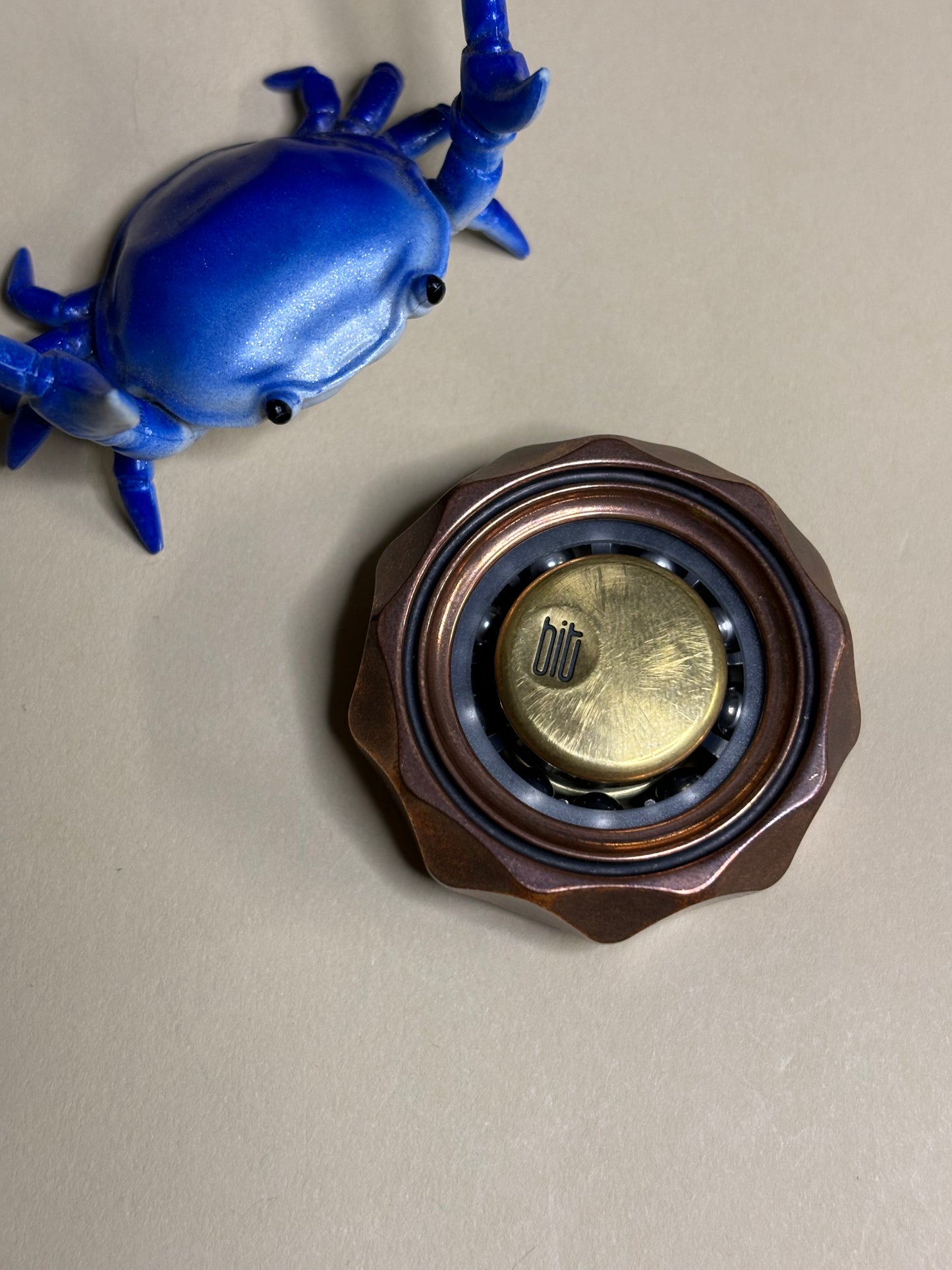 Lautie bit-05 - red copper / brass - fidget spinner - fidget toy