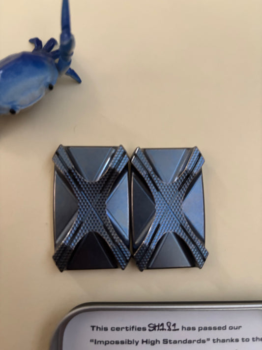 Magnus spider battle worn mid blue - Titanium with SS plates - fidget toy