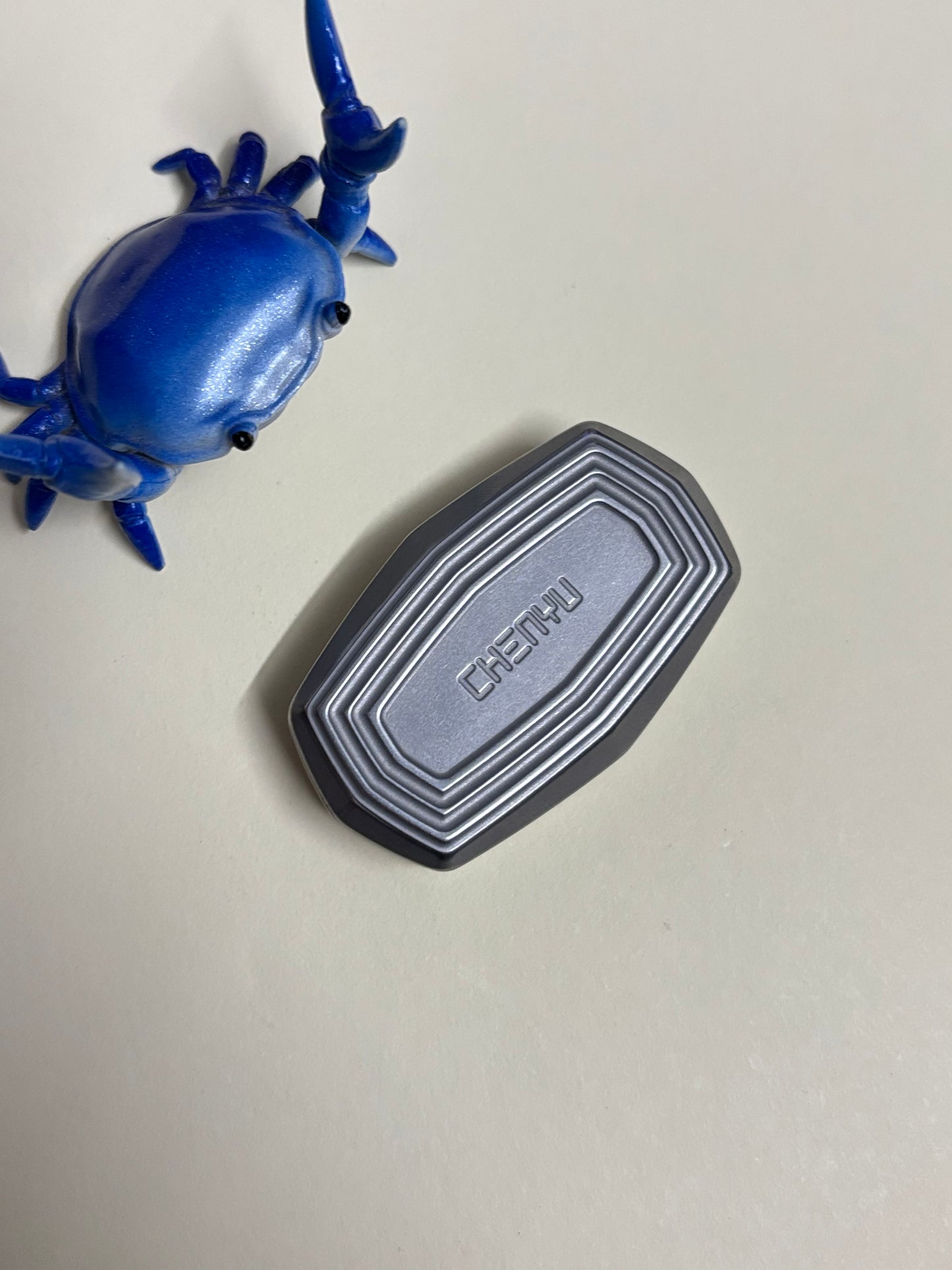 Chenyu Guardian slider - SS dense fidget toy
