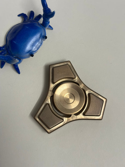 Zerofeud compass mini tri brass spinner - Fidget toy - fidget spinner