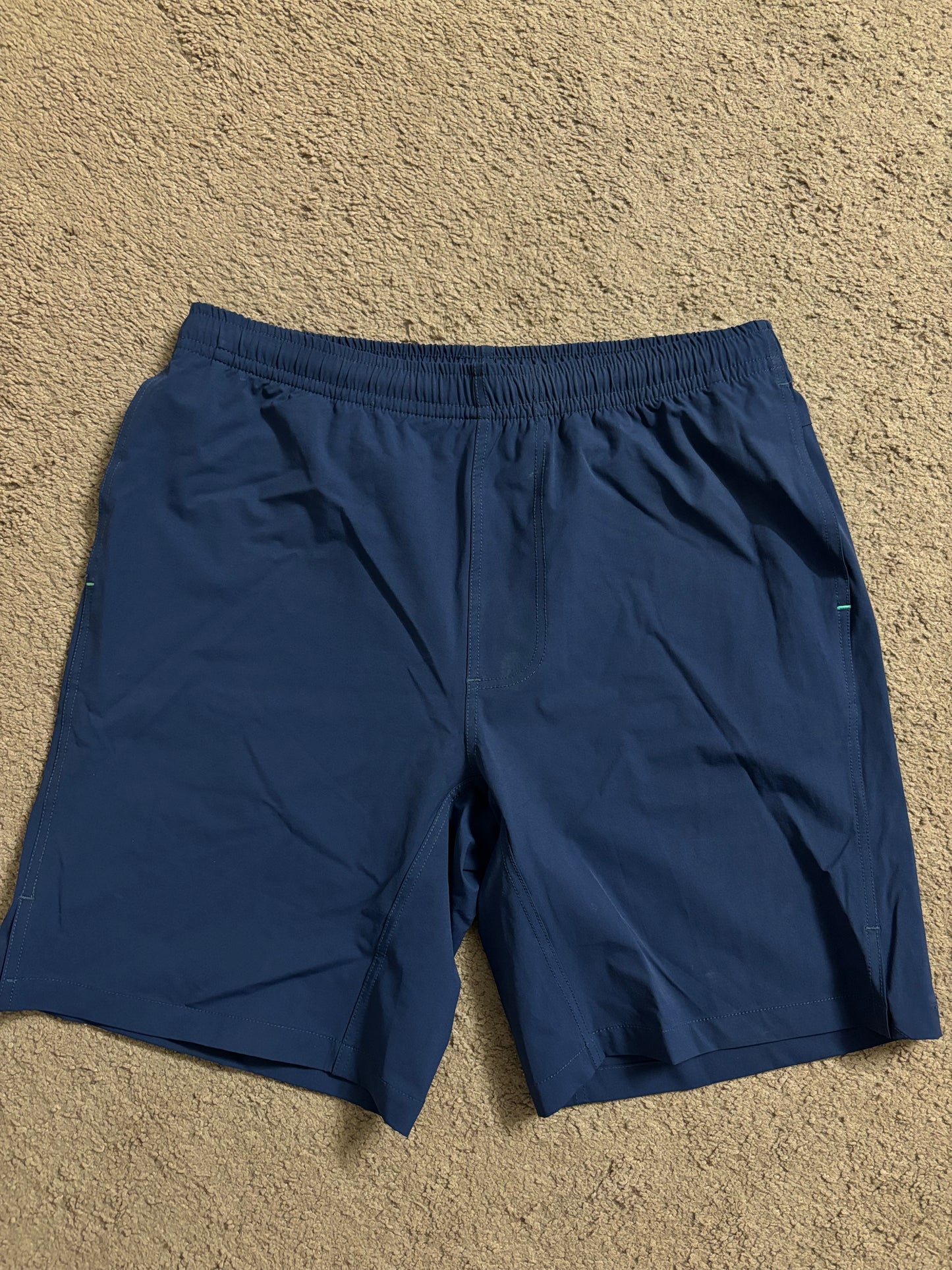 Myles Apparel -  momentum shorts - med - 8”