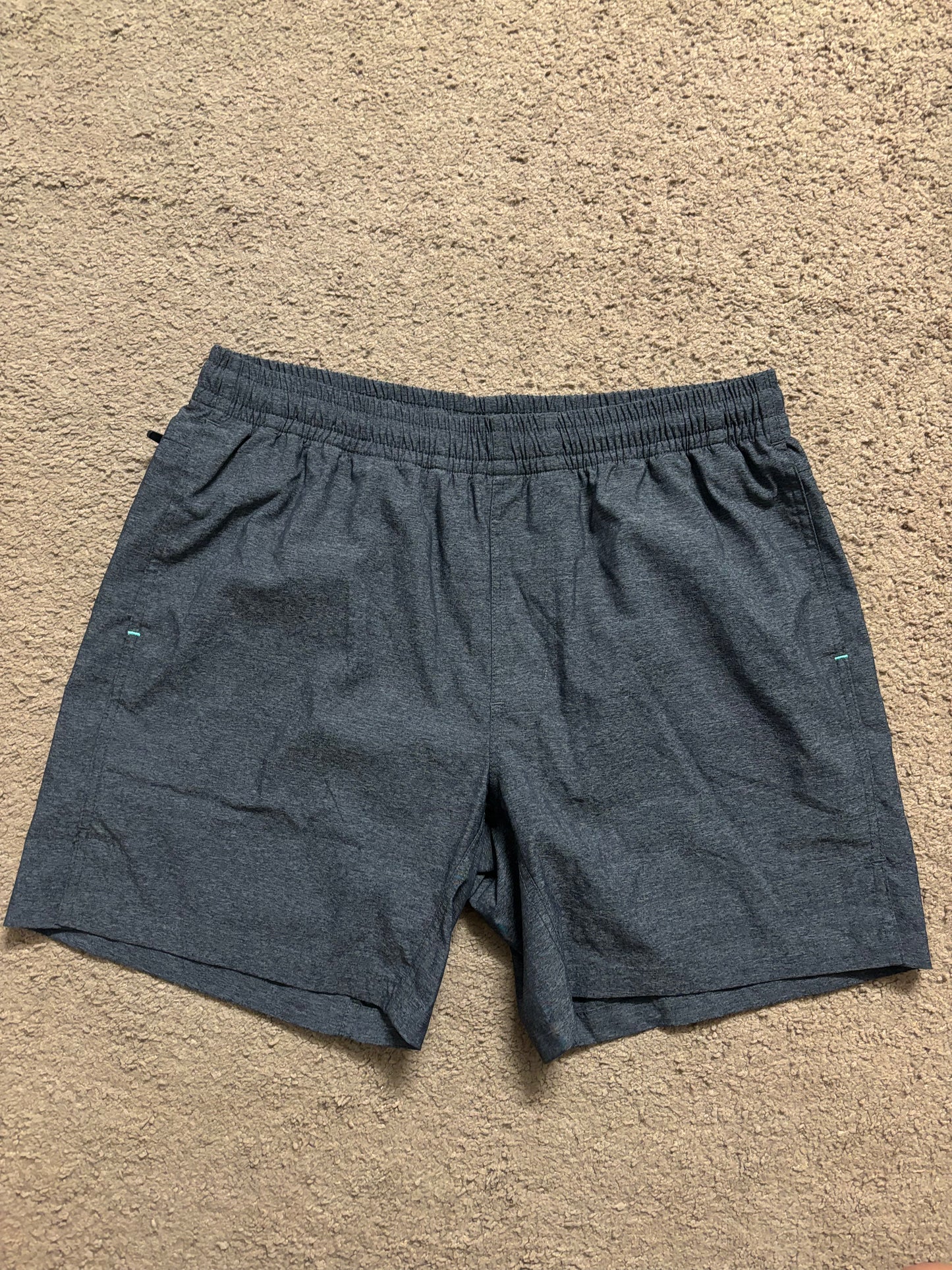 Myles Apparel -  momentum shorts - med - 6”